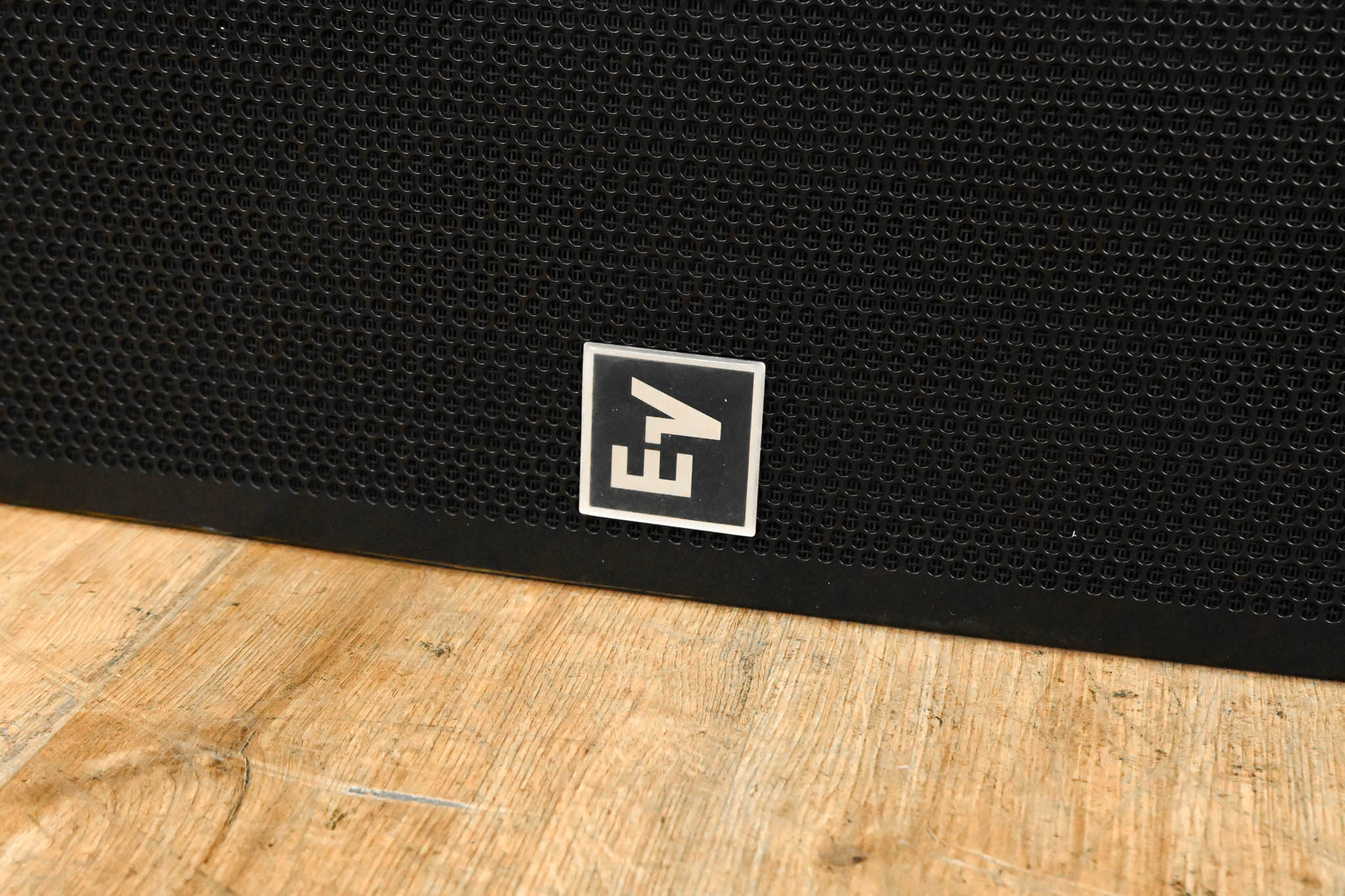Electro-Voice (EV) EVA-2082S/906 Full-Range Line-Array Speaker (PAIR)