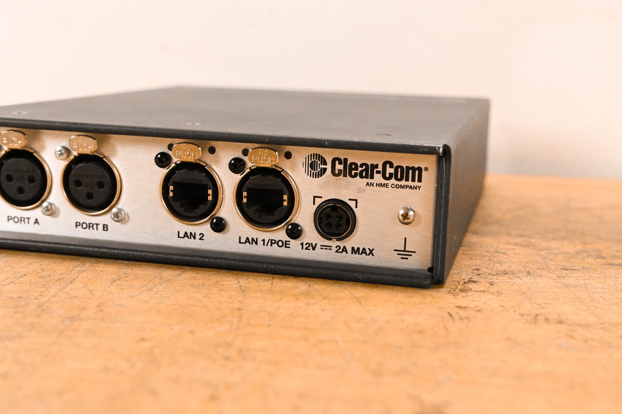 Clear-Com LQ-2W2 Compact 2-Port Partyline IP Interface (NO POWER SUPPLY)