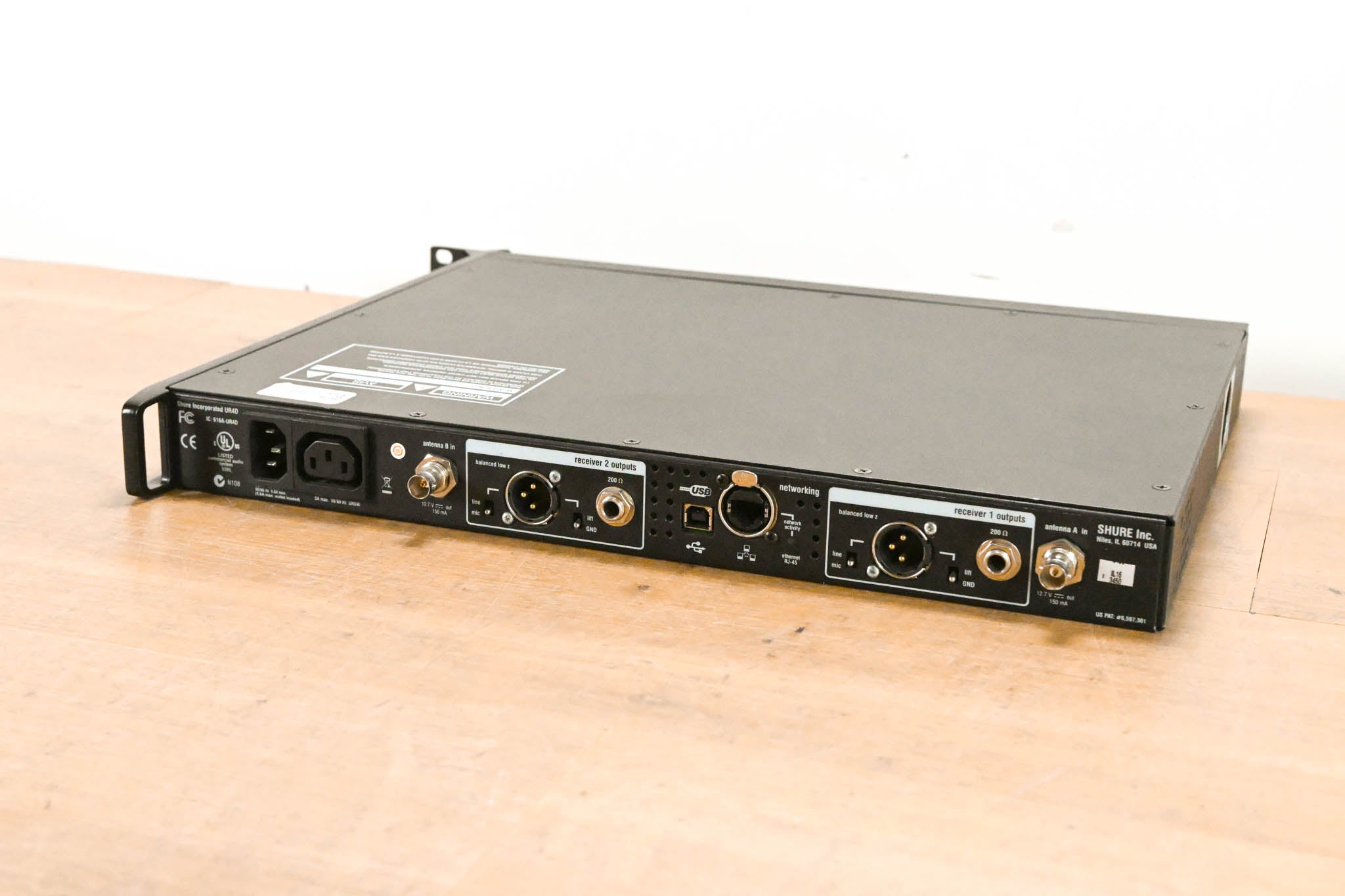 Shure UR4D Dual-Channel UHF Wireless Receiver - H4 Band: 518-578 MHz