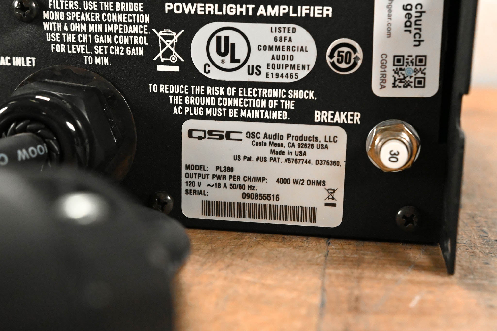 QSC PL380 Powerlight 3 Series 2-Channel Power Amplifier