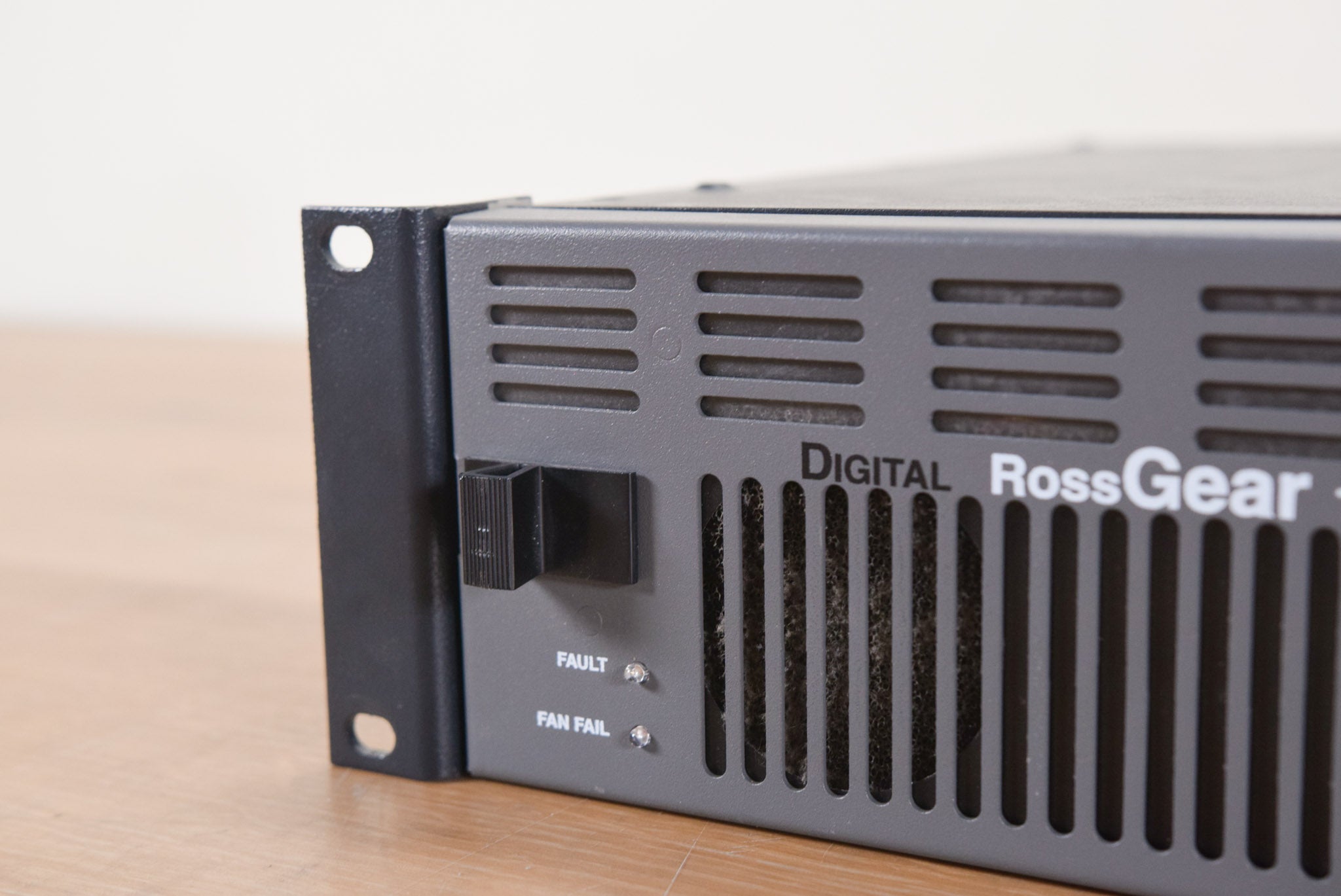 Ross DFR-8110A Digital RossGEAR Terminal