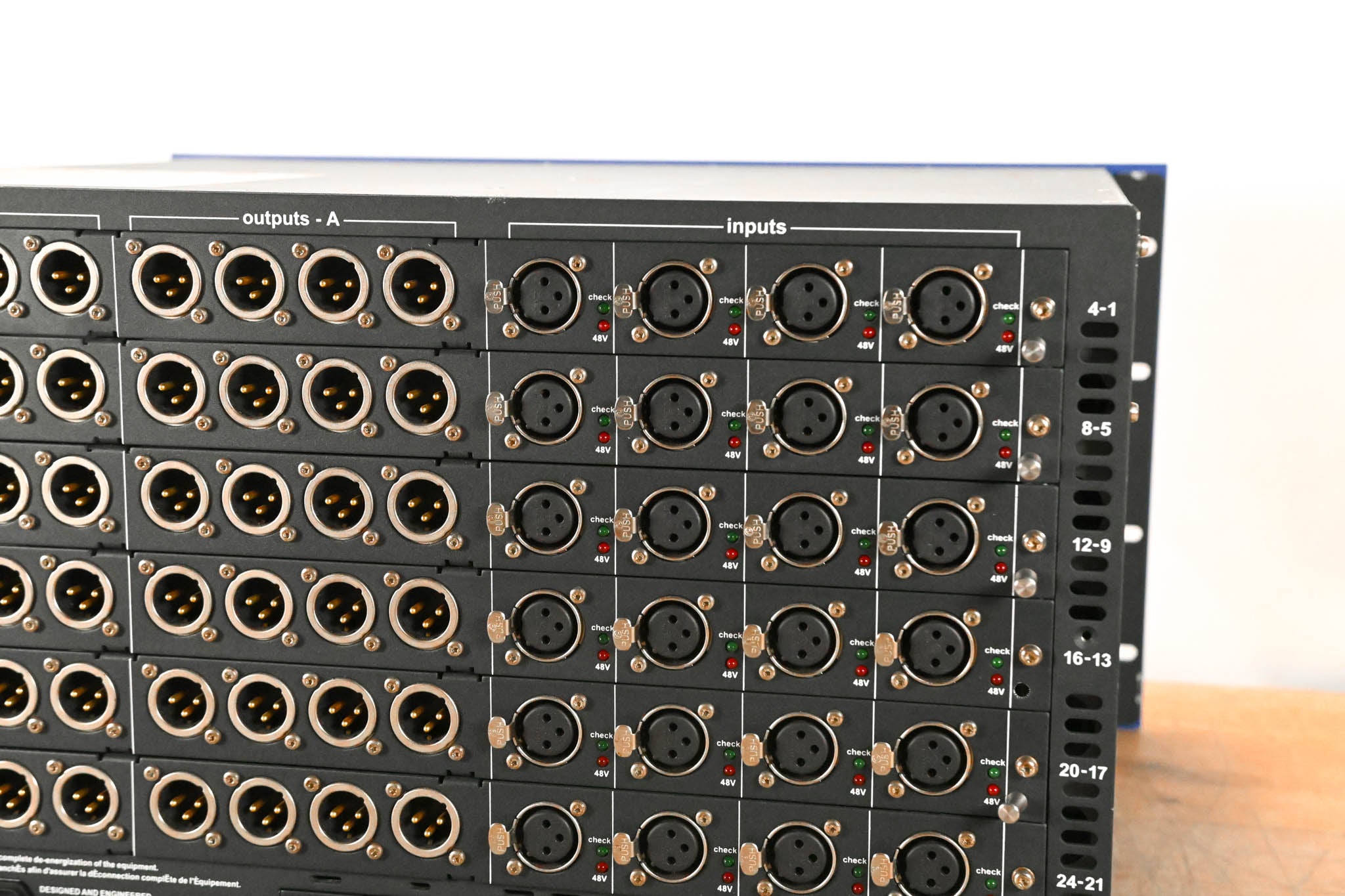Midas DL431 24-Input 72-Output Active Microphone Splitter
