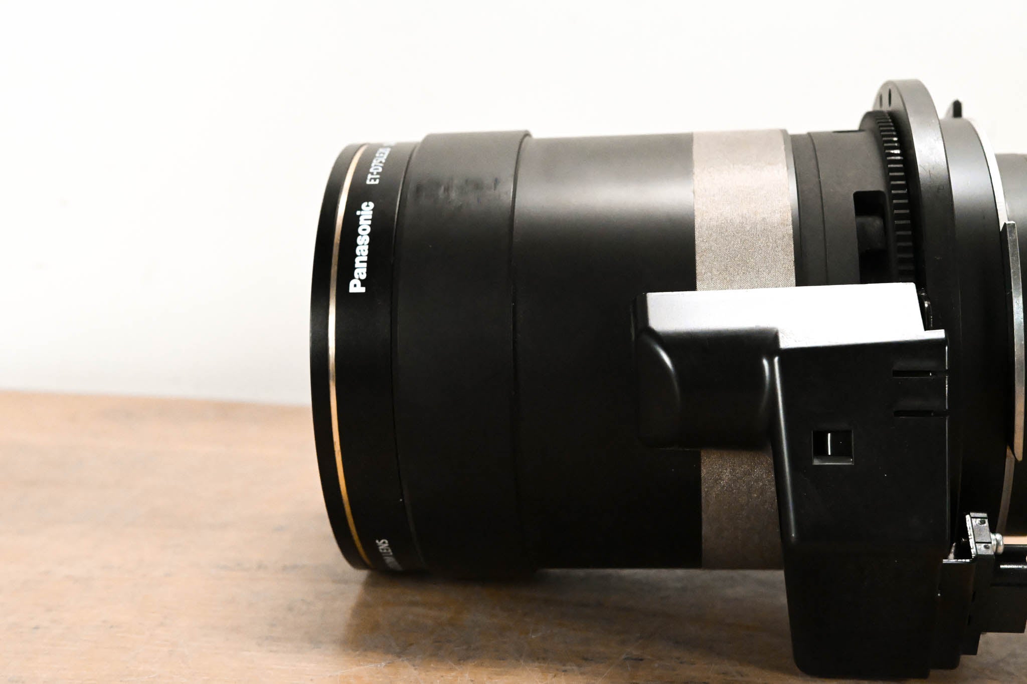Panasonic ET-D75LE20 3-Chip DLP Projector Zoom Lens