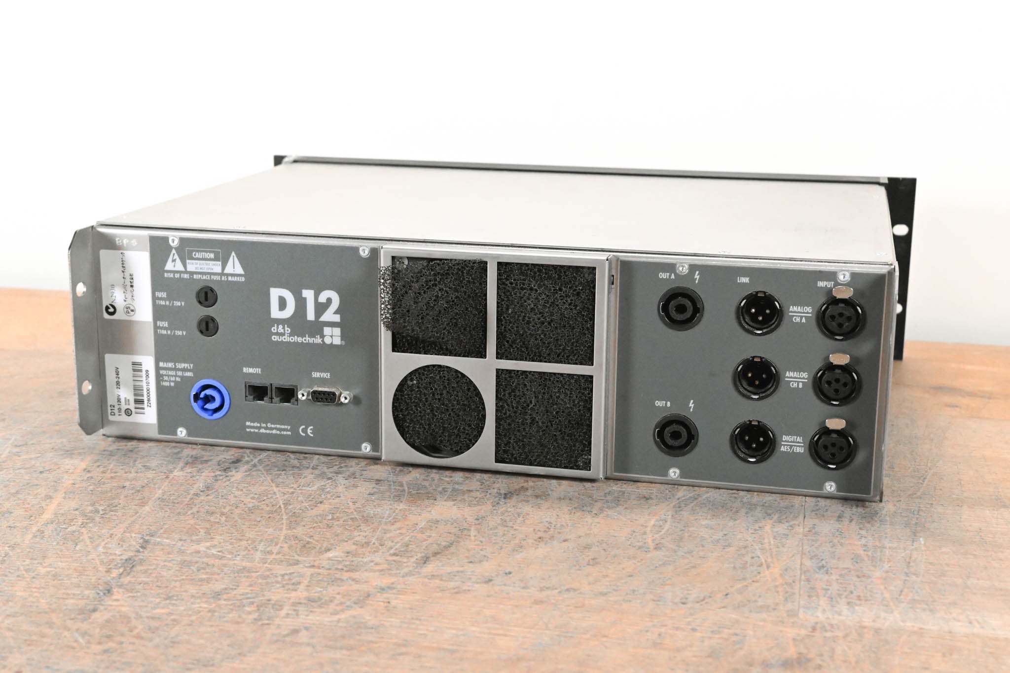 d&b audiotechnik D12 Dual-Channel Power Amplifier