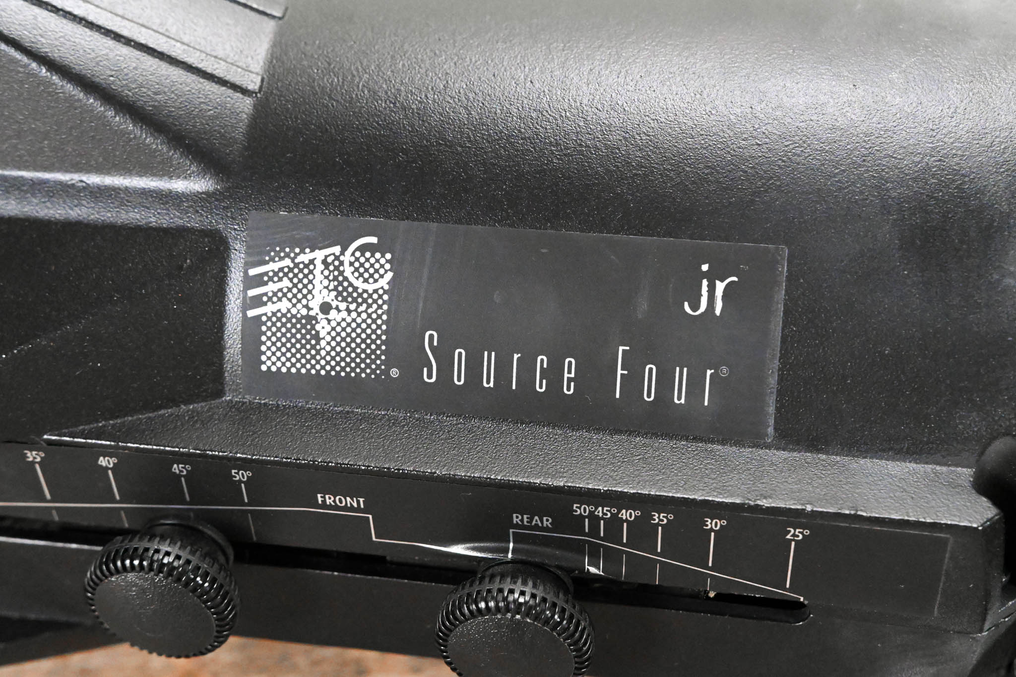 ETC Source Four Jr 25-50 Degree Zoom 575 Ellipsoidal Light