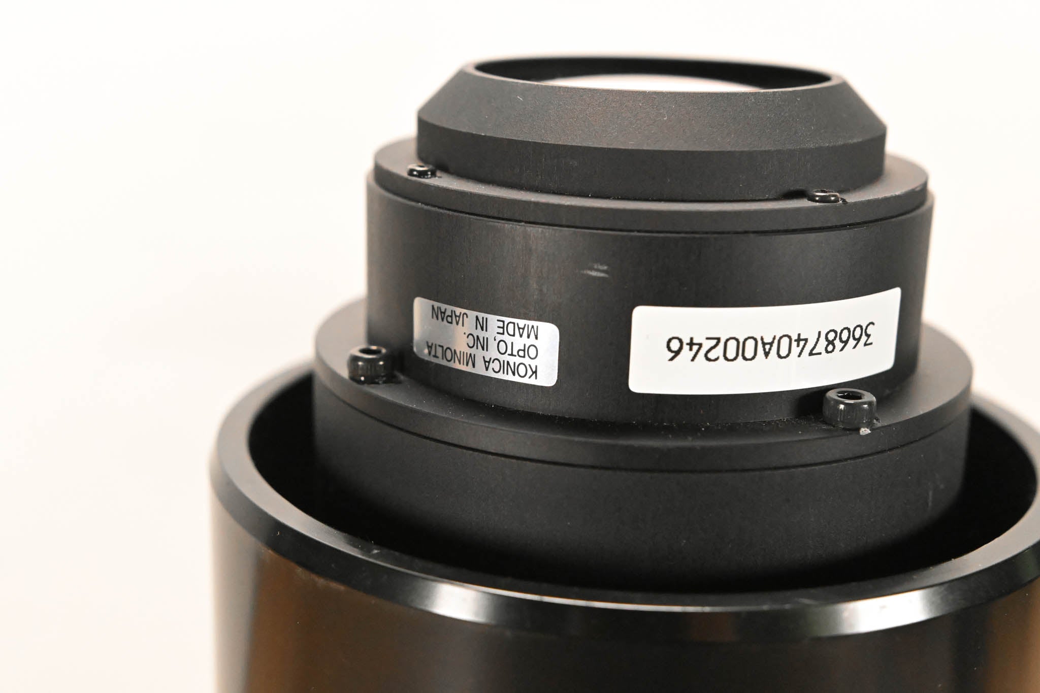 Konica Minolta SXGA+ 0.73:1 Projector Lens