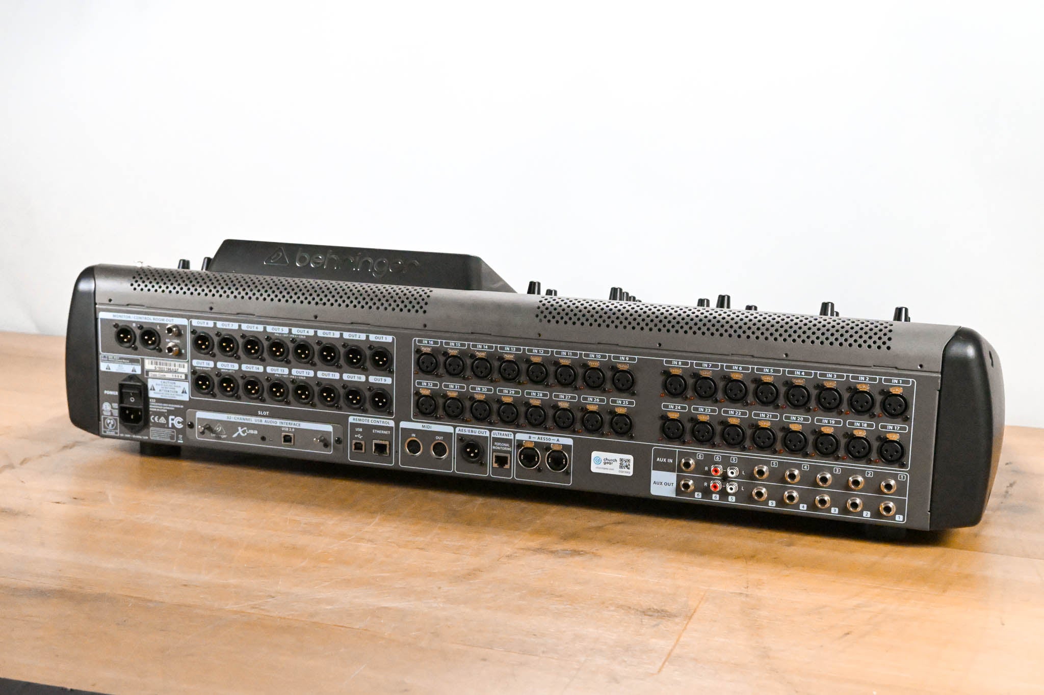 Behringer X32 40-Channel Digital Mixing Console