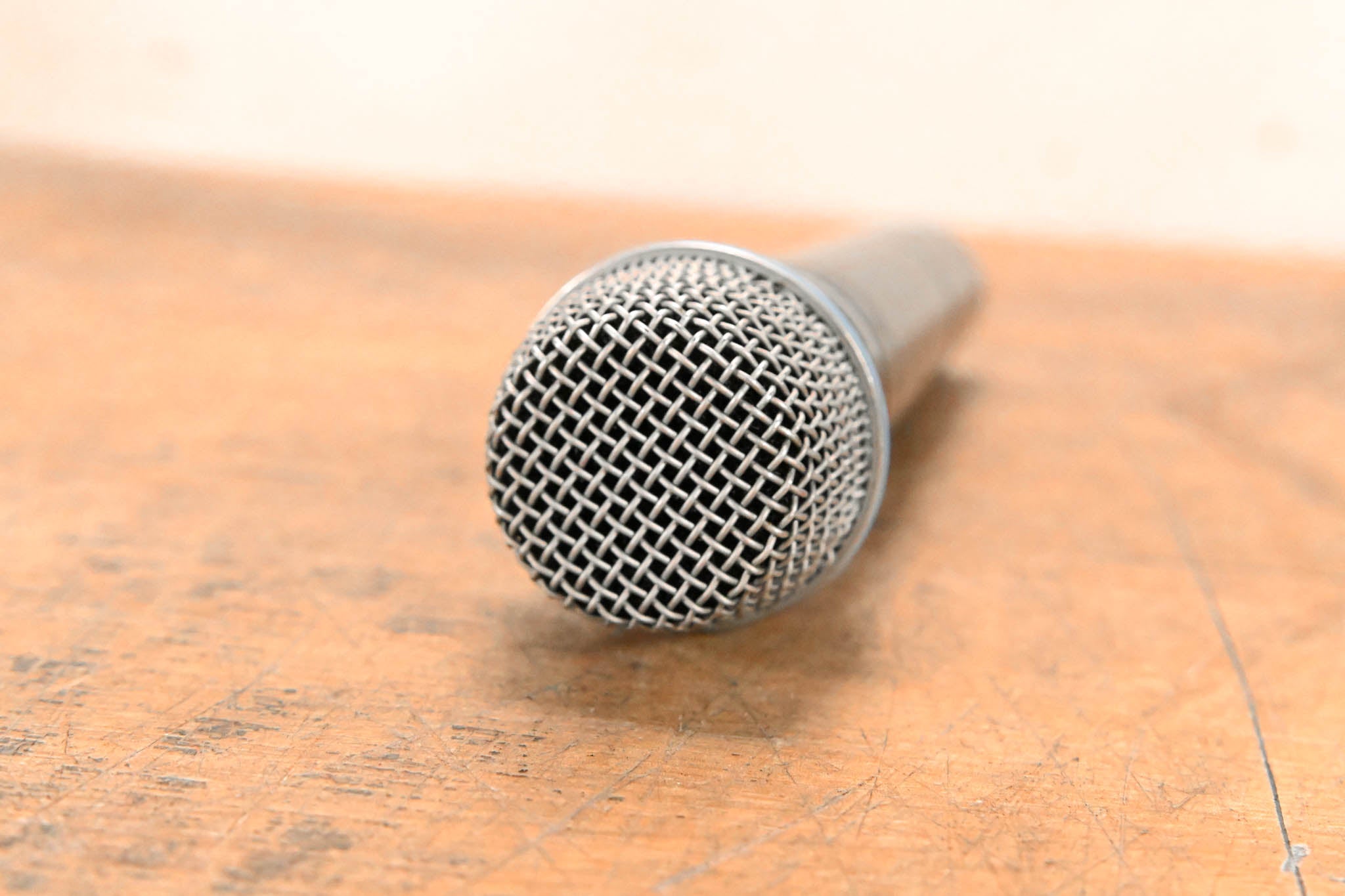 Shure ULX2/BETA87A Wireless Handheld Transmitter - J1 Band: 554-590 MHz