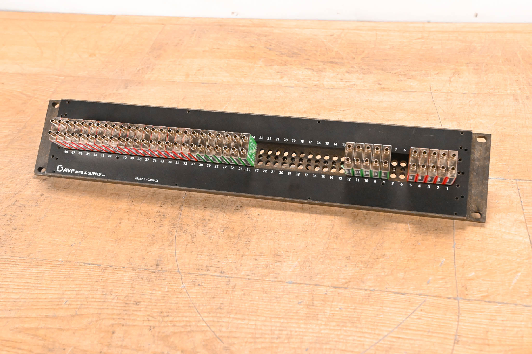 AVP 2RU 96-Point TT Bantam Patchbay w/ KMN75 & KM75 Modules