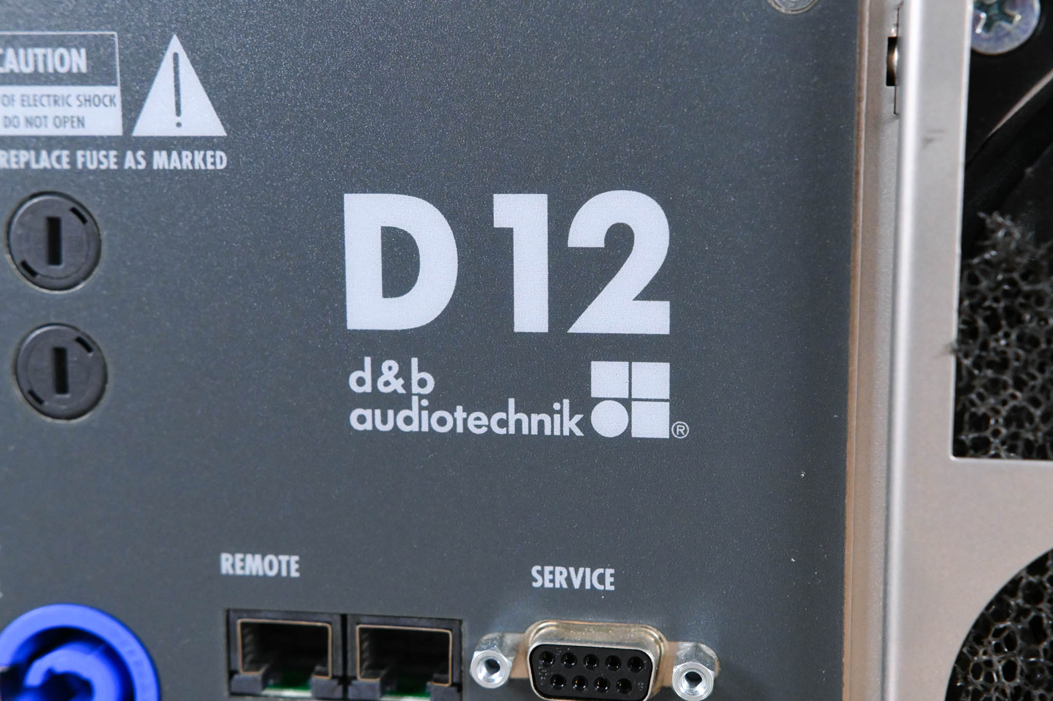 d&b audiotechnik D12 Dual-Channel Power Amplifier