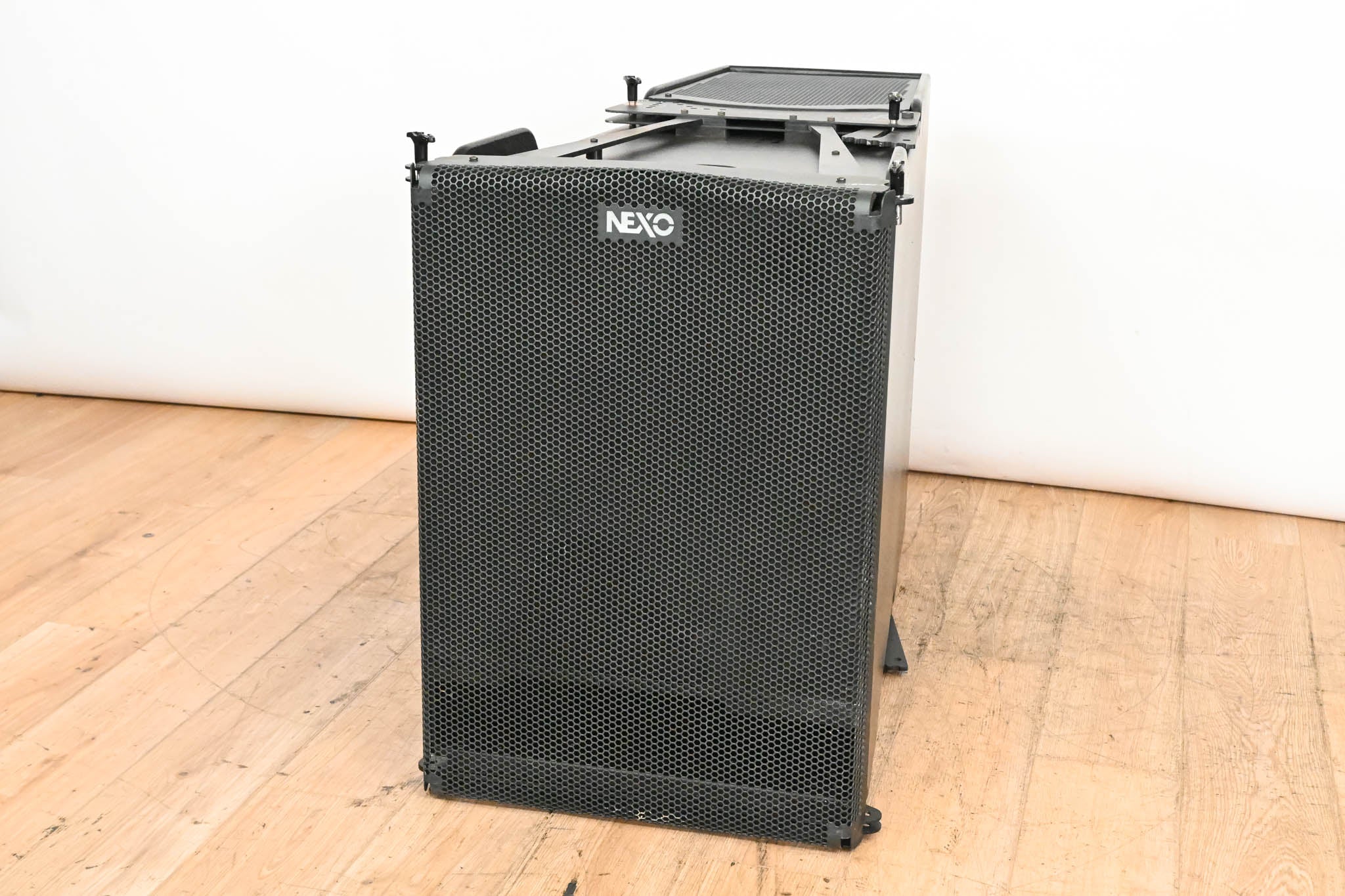 NEXO GEO SUB Cardioid Bass and Sub-Bass Module