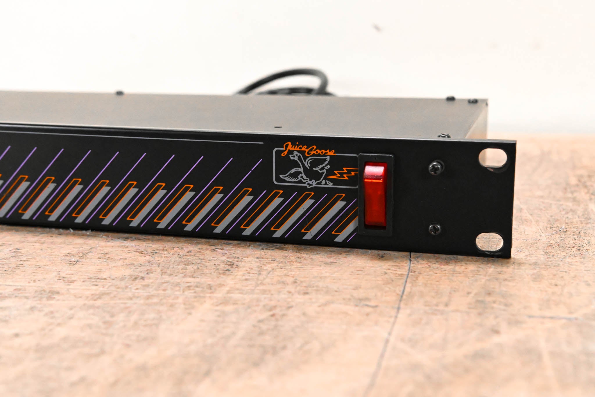 Juice Goose Zilla Power 8 Power Distribution Unit