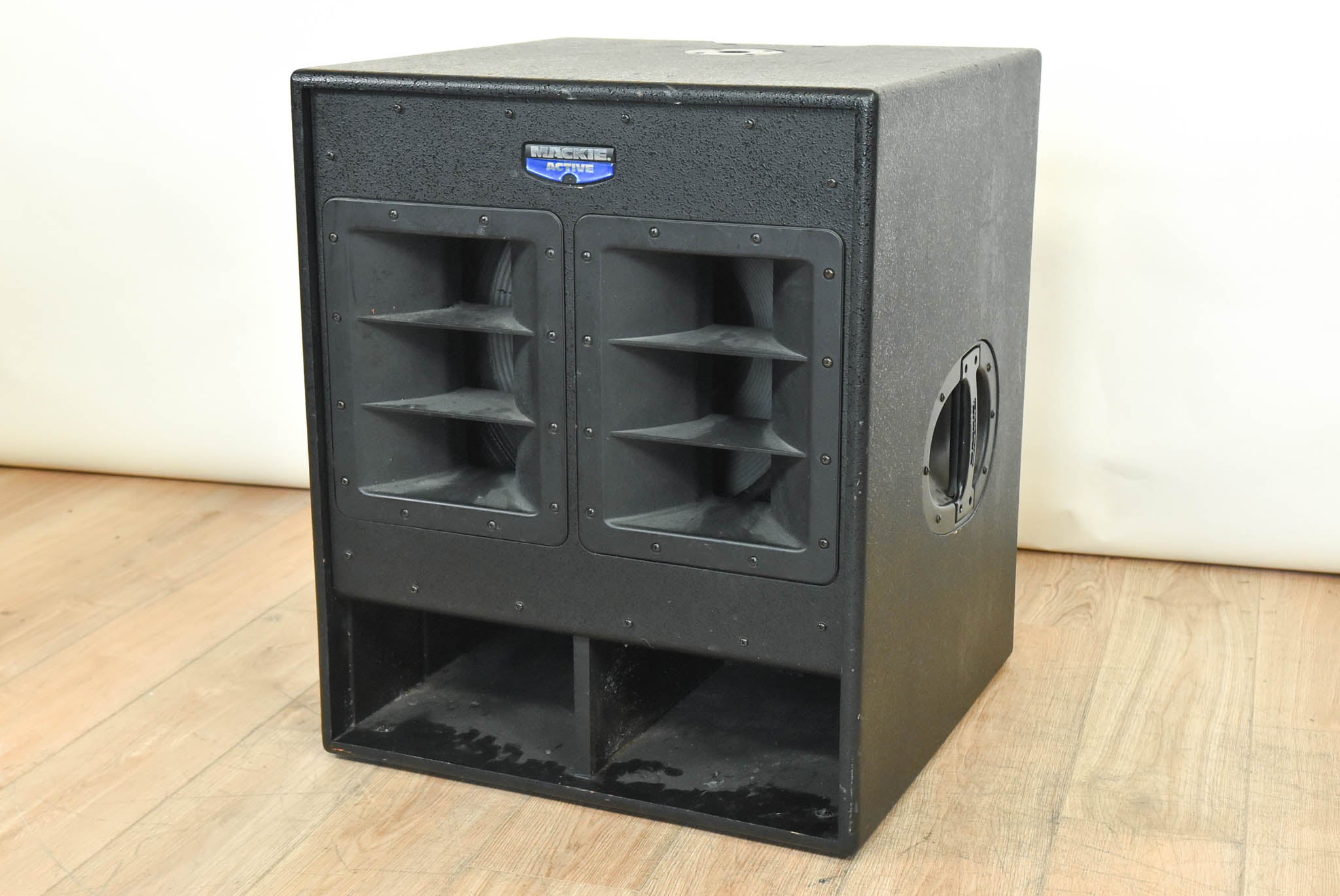Mackie SWA1801 18-inch Active Subwoofer