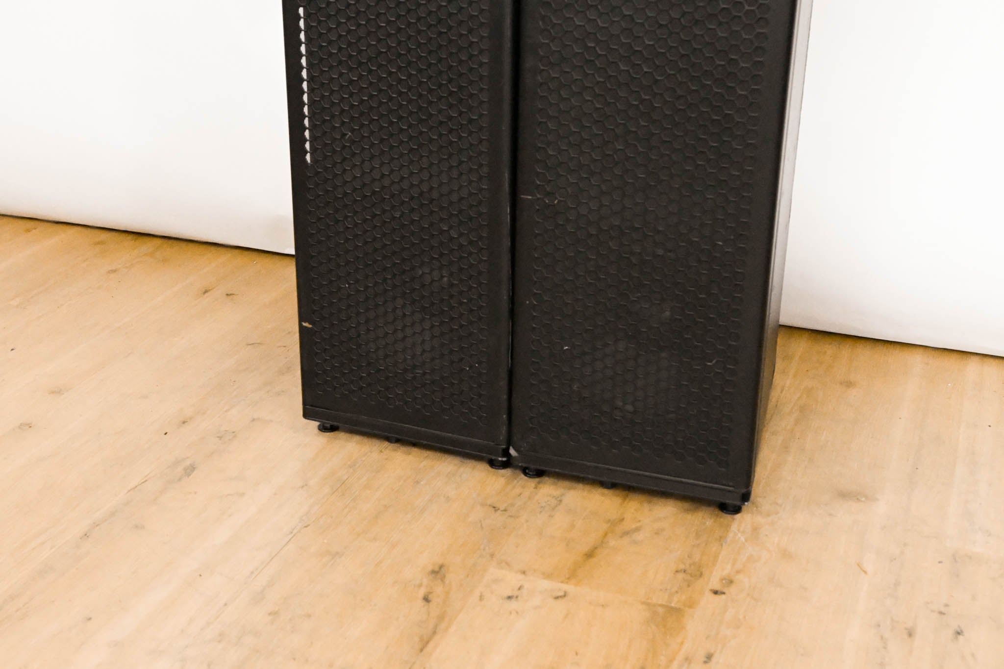 Meyer Sound M'elodie High-Power Curvilinear Array Loudspeaker (PAIR)