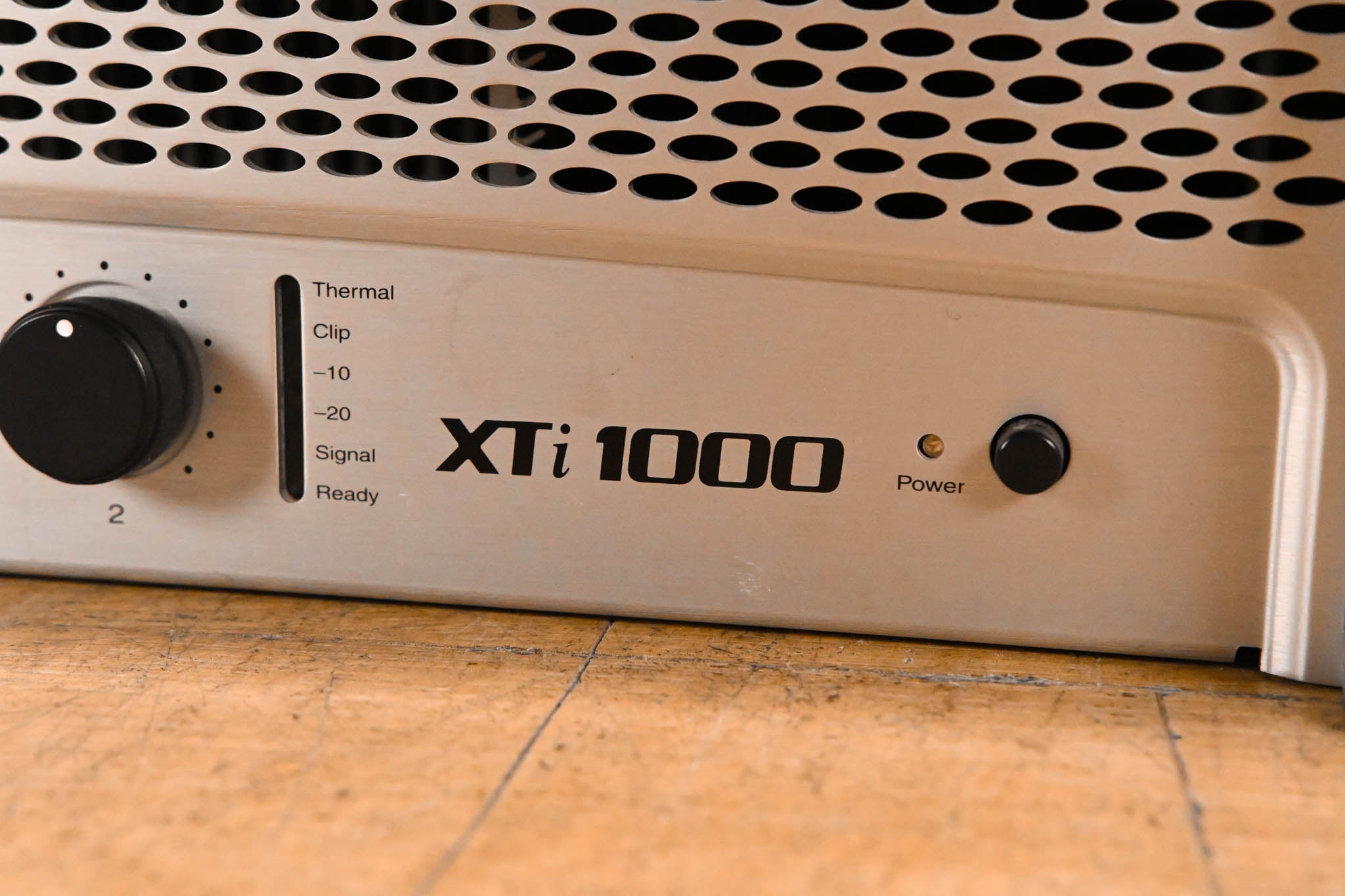 Crown XTi 1000 Stereo Power Amplifier with DSP