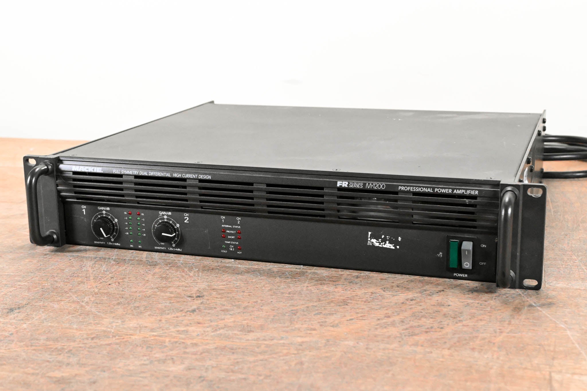 Mackie M-1200 FR Series 2-Channel Power Amplifier