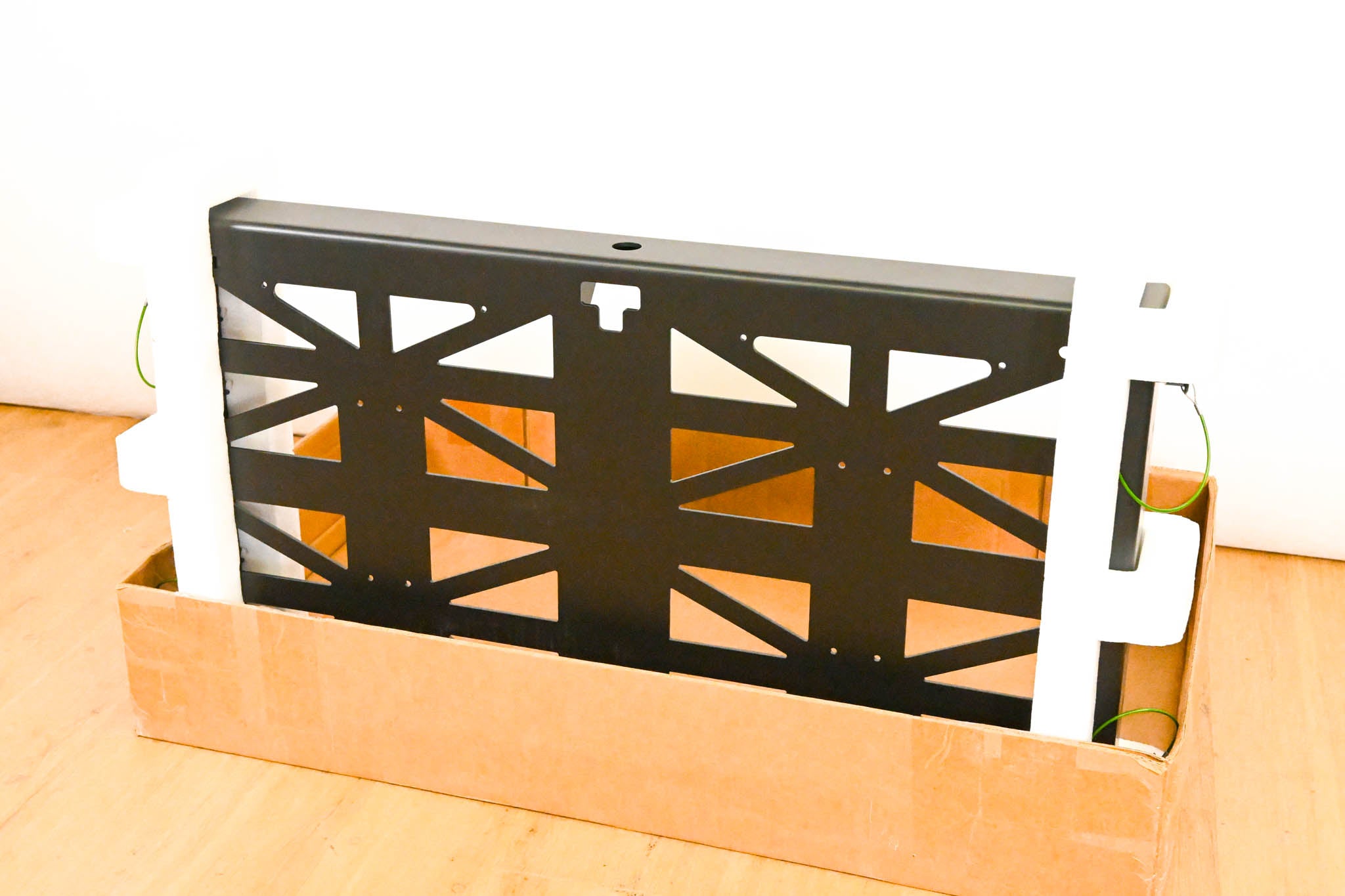 Meyer Sound MTG-2100-LFC Top Grid Flying Frame for 2100-LFC Subwoofer