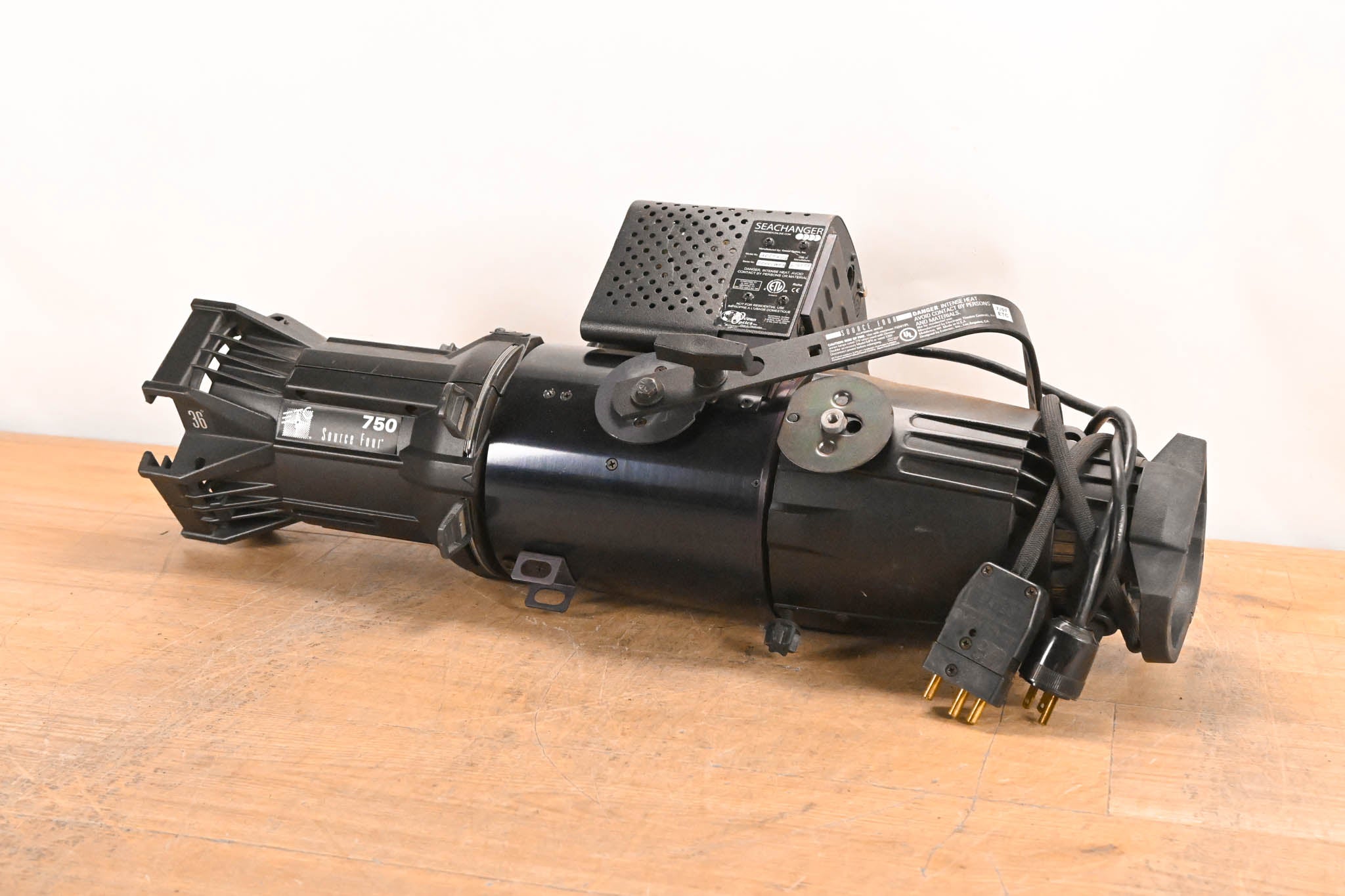 ETC Source Four 750 36 Degree Leko w/OceanOptics SeaChanger Color Engine