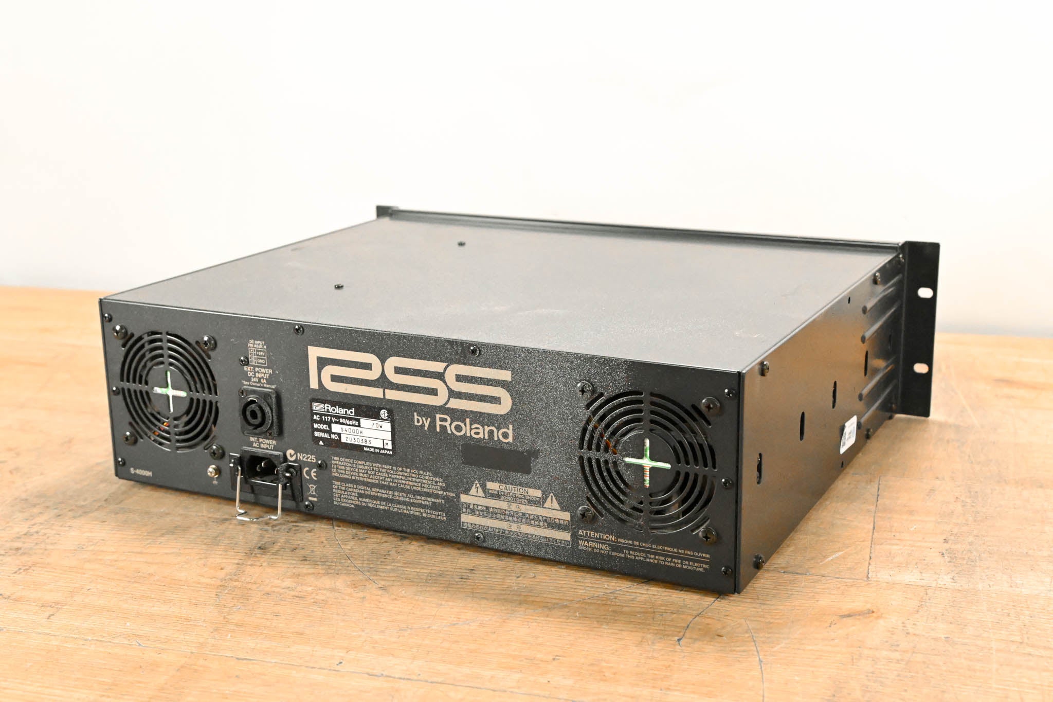 Roland S-4000H Digital Snake 32 x 8 Front of House Unit