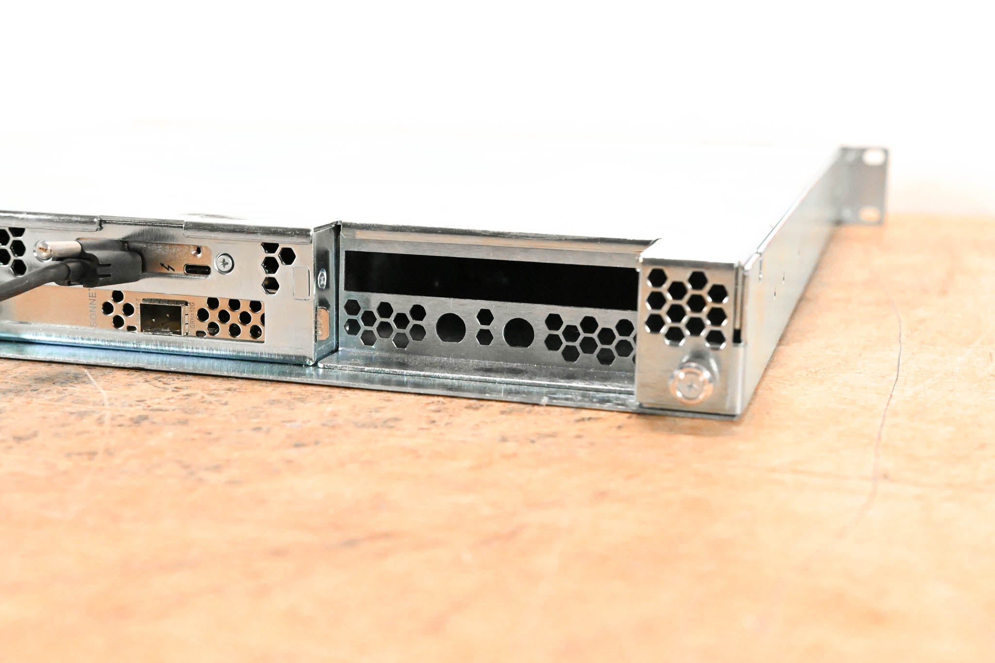 Sonnet xMac mini Server Thunderbolt 3 w/ 10G Network Interface Card