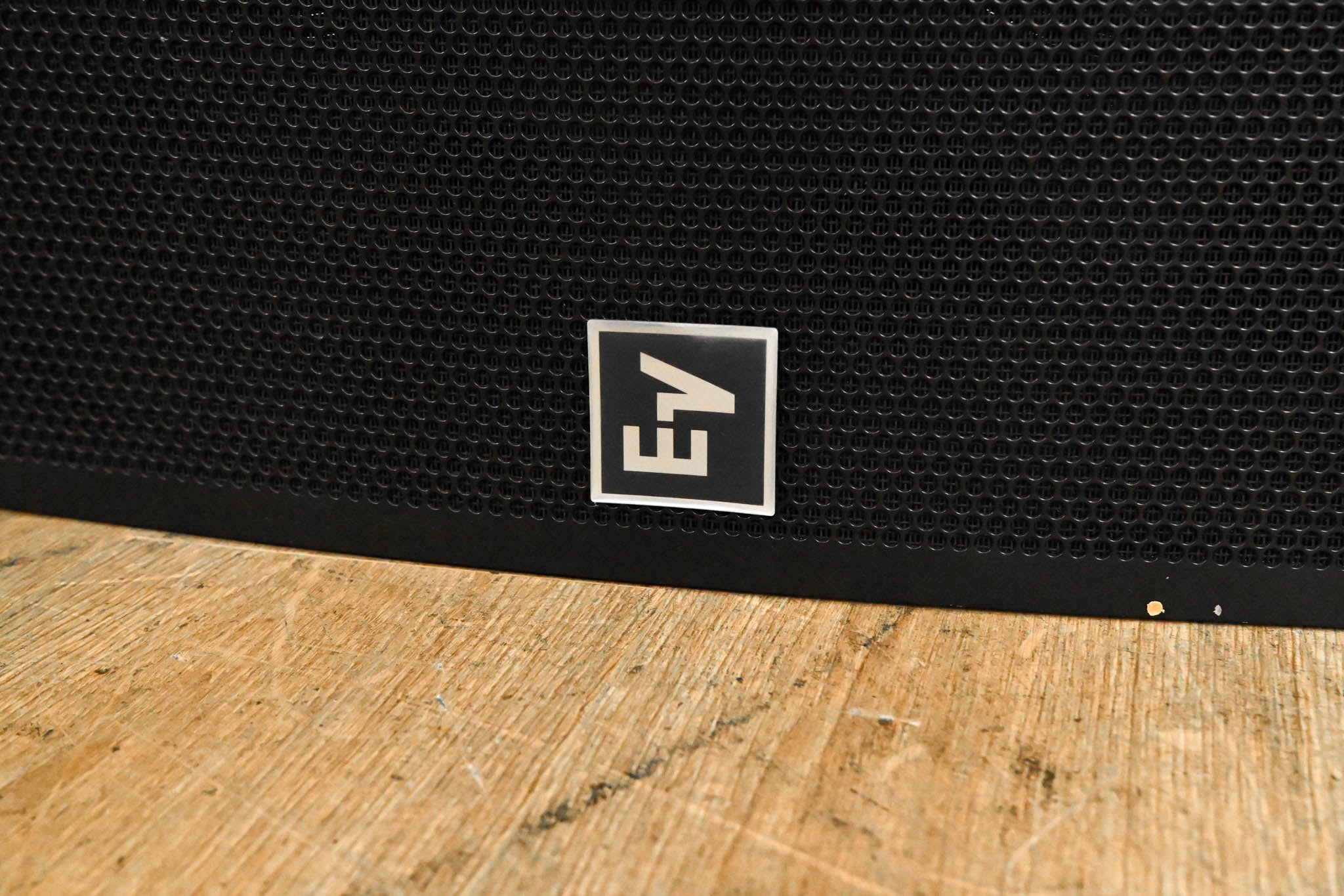 Electro-Voice (EV) EVA-2082S/920 Full-Range Line-Array Speaker (PAIR)