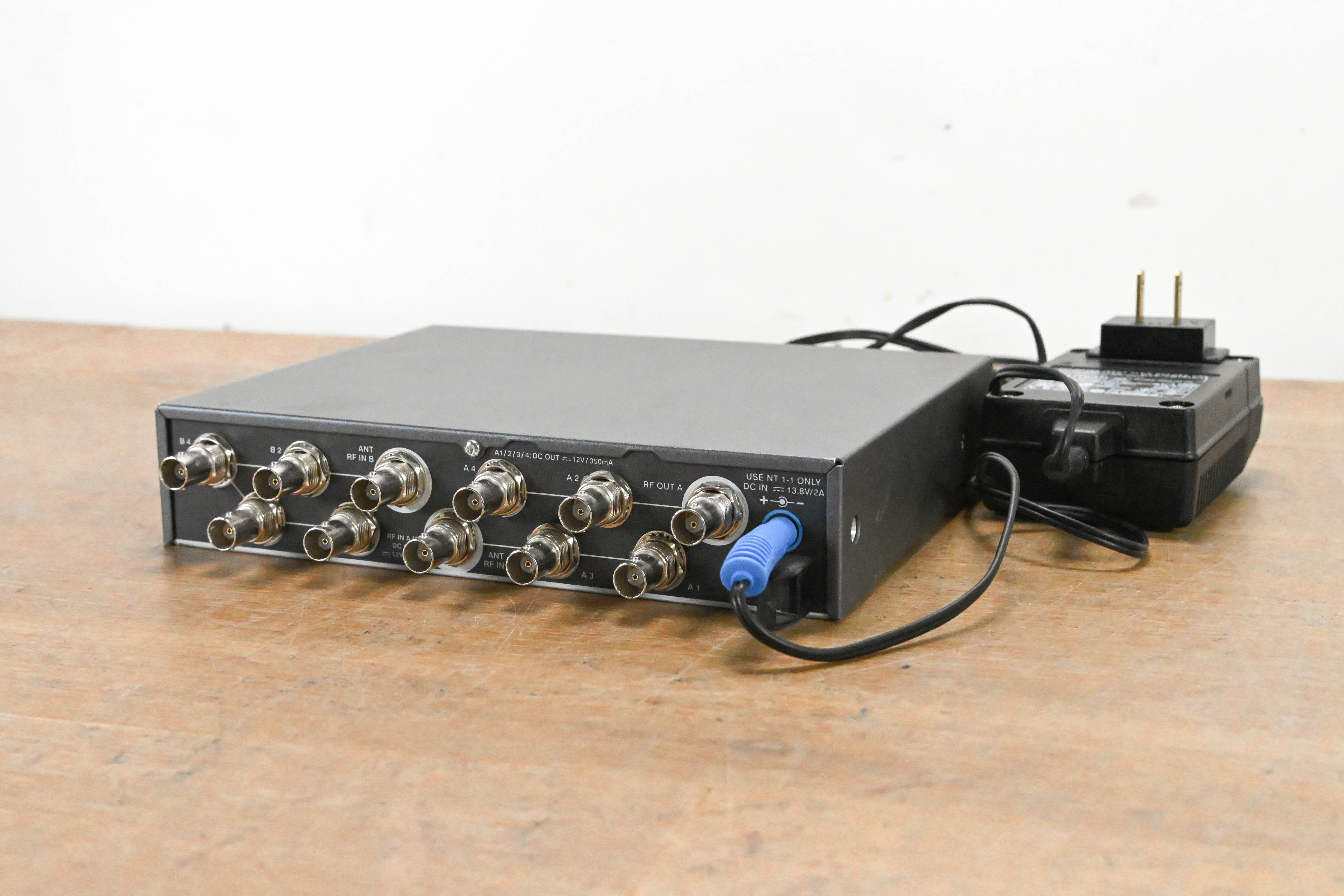 Sennheiser ASA 1 Active Antenna Splitter - 500-870 MHz