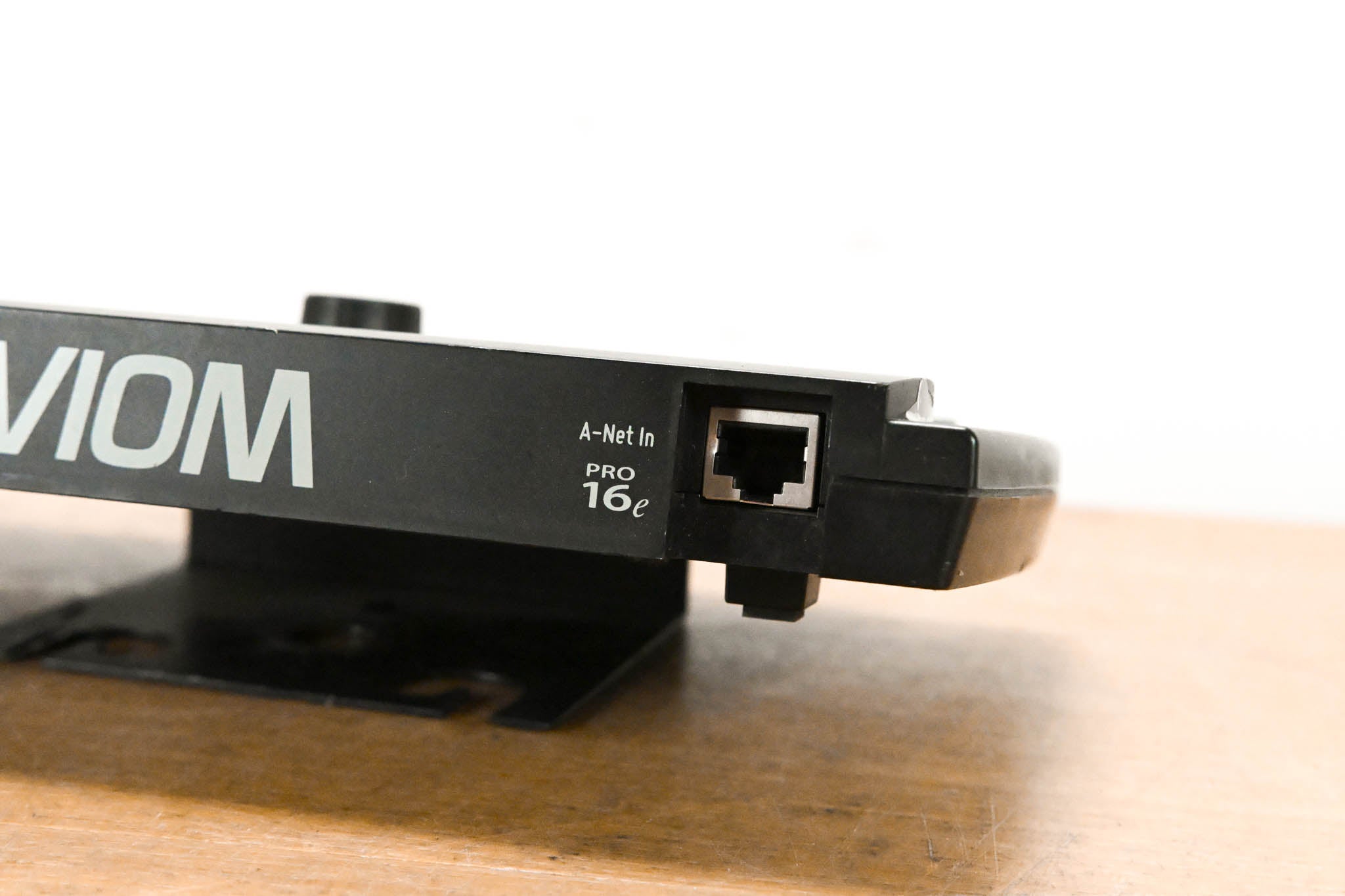 Aviom A320 16-Channel Personal Mixer