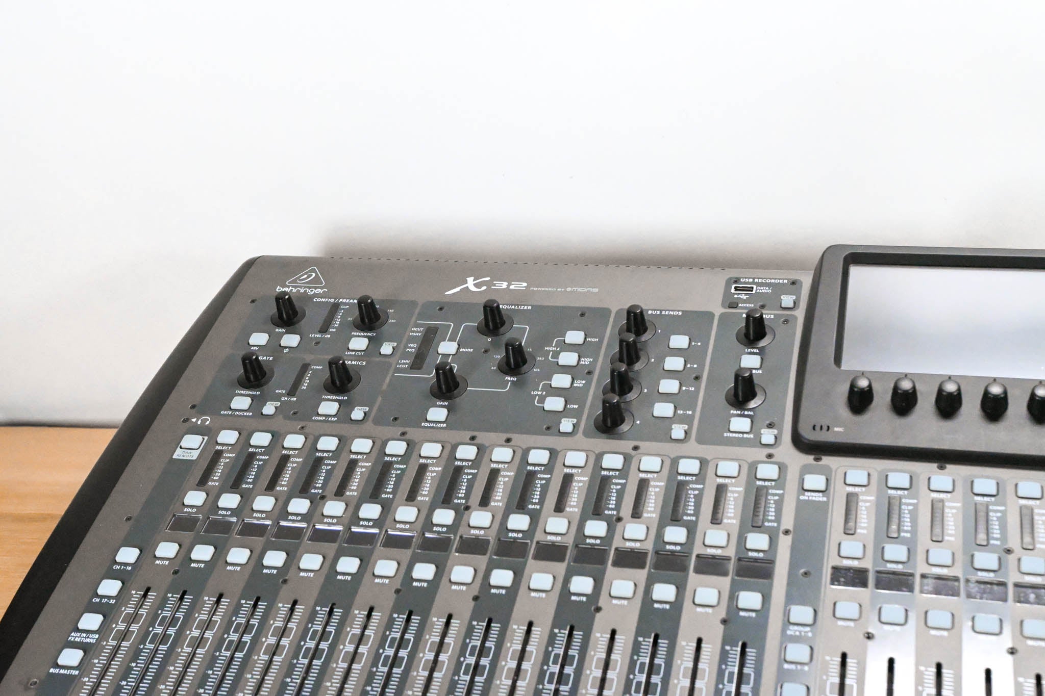 Behringer X32 40-Channel Digital Mixing Console