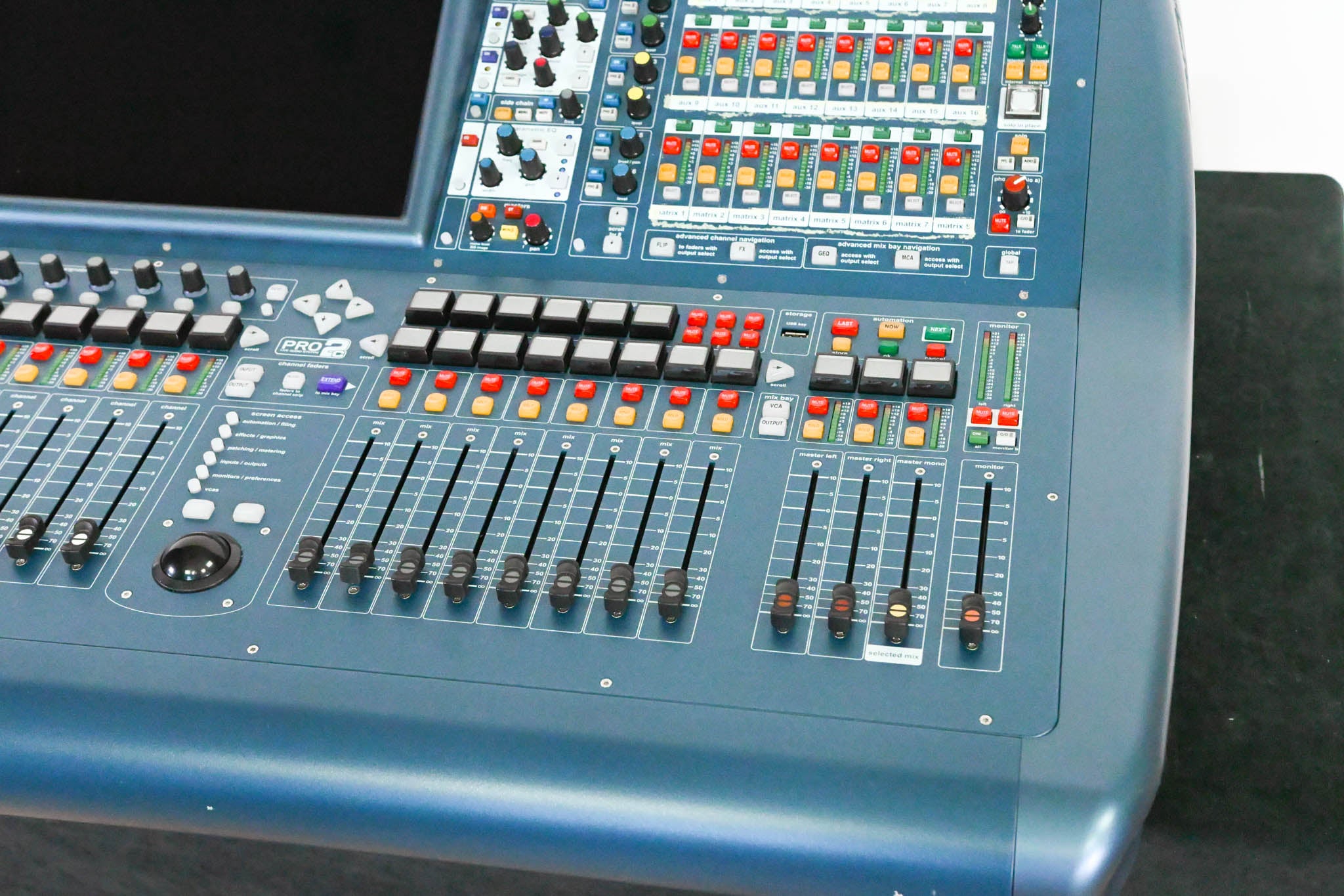 Midas PRO2C Live Digital Audio Mixing Console