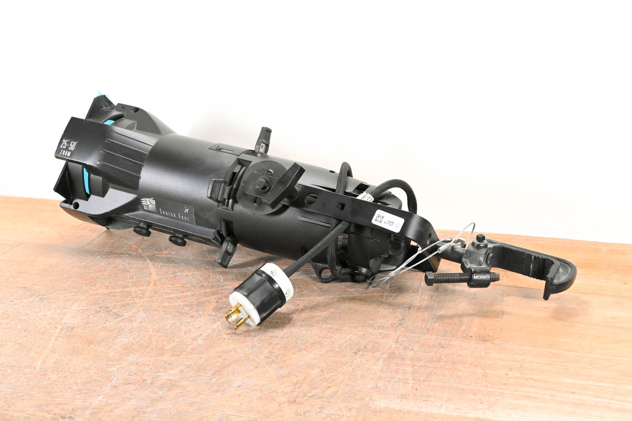 ETC Source Four Jr 25-50 Degree Zoom 575 Ellipsoidal Light