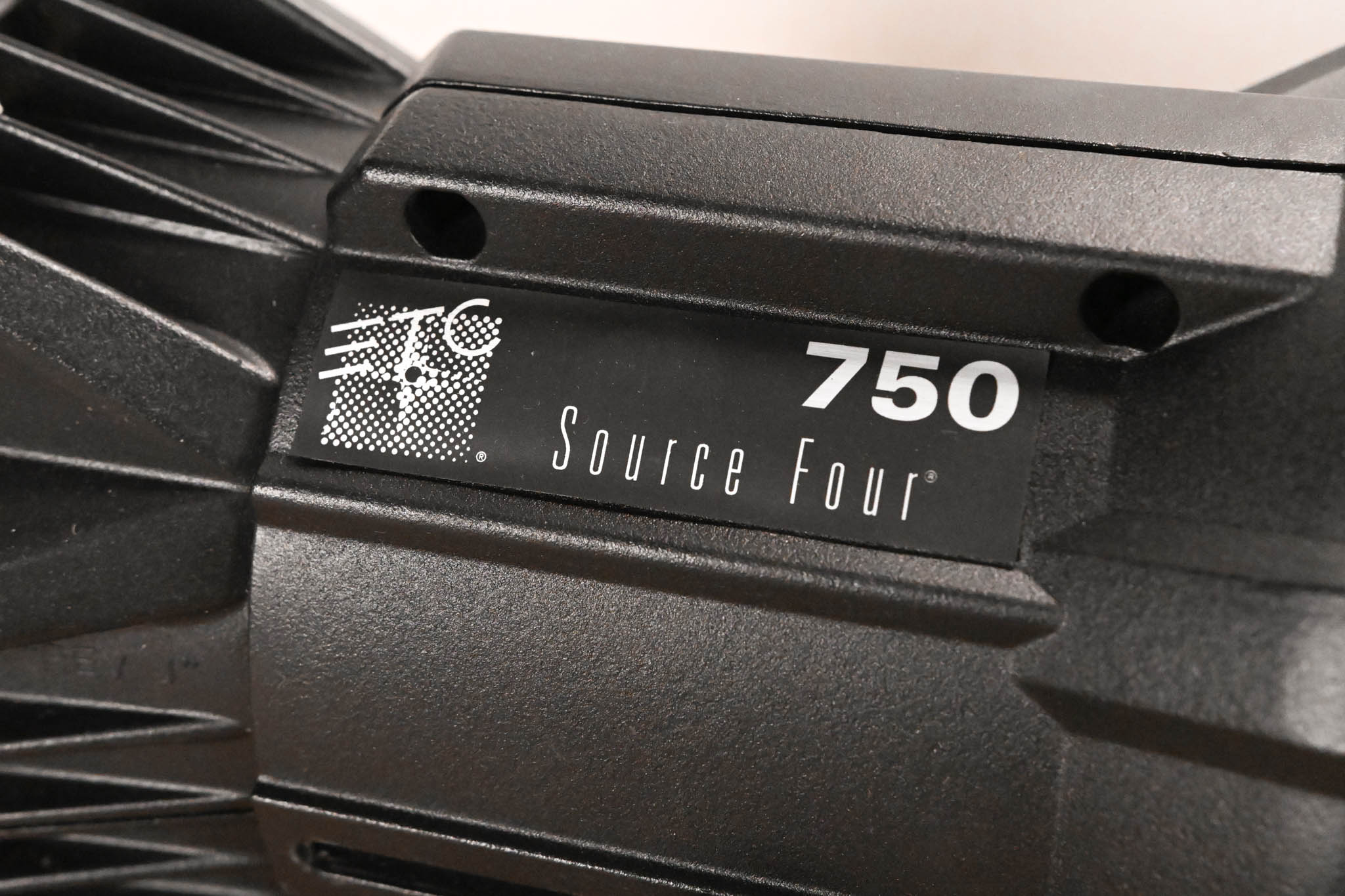 ETC Source Four 750 26 Degree Leko w/OceanOptics SeaChanger Color Engine