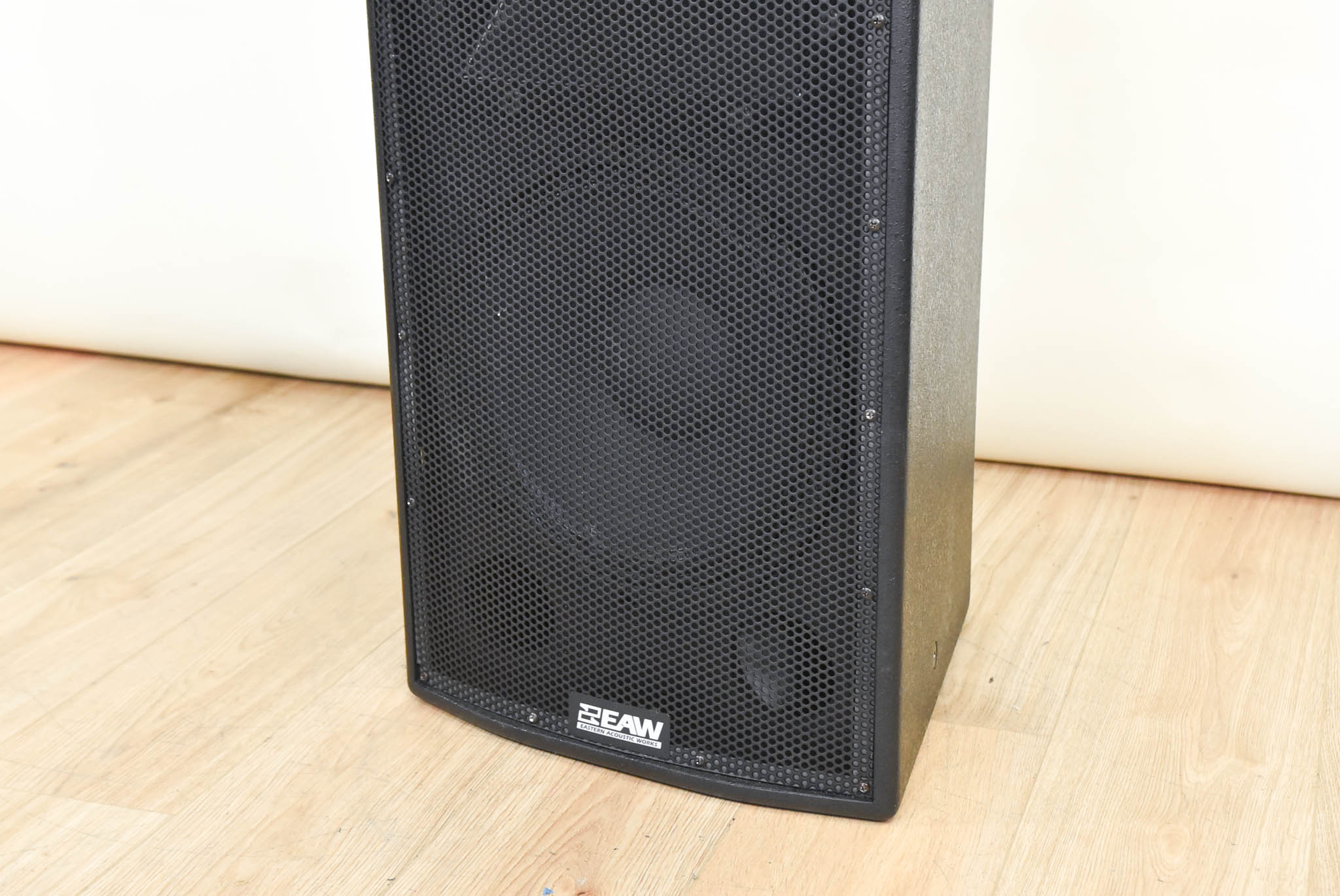 EAW MK2194 Two-Way Full Range Loudspeaker