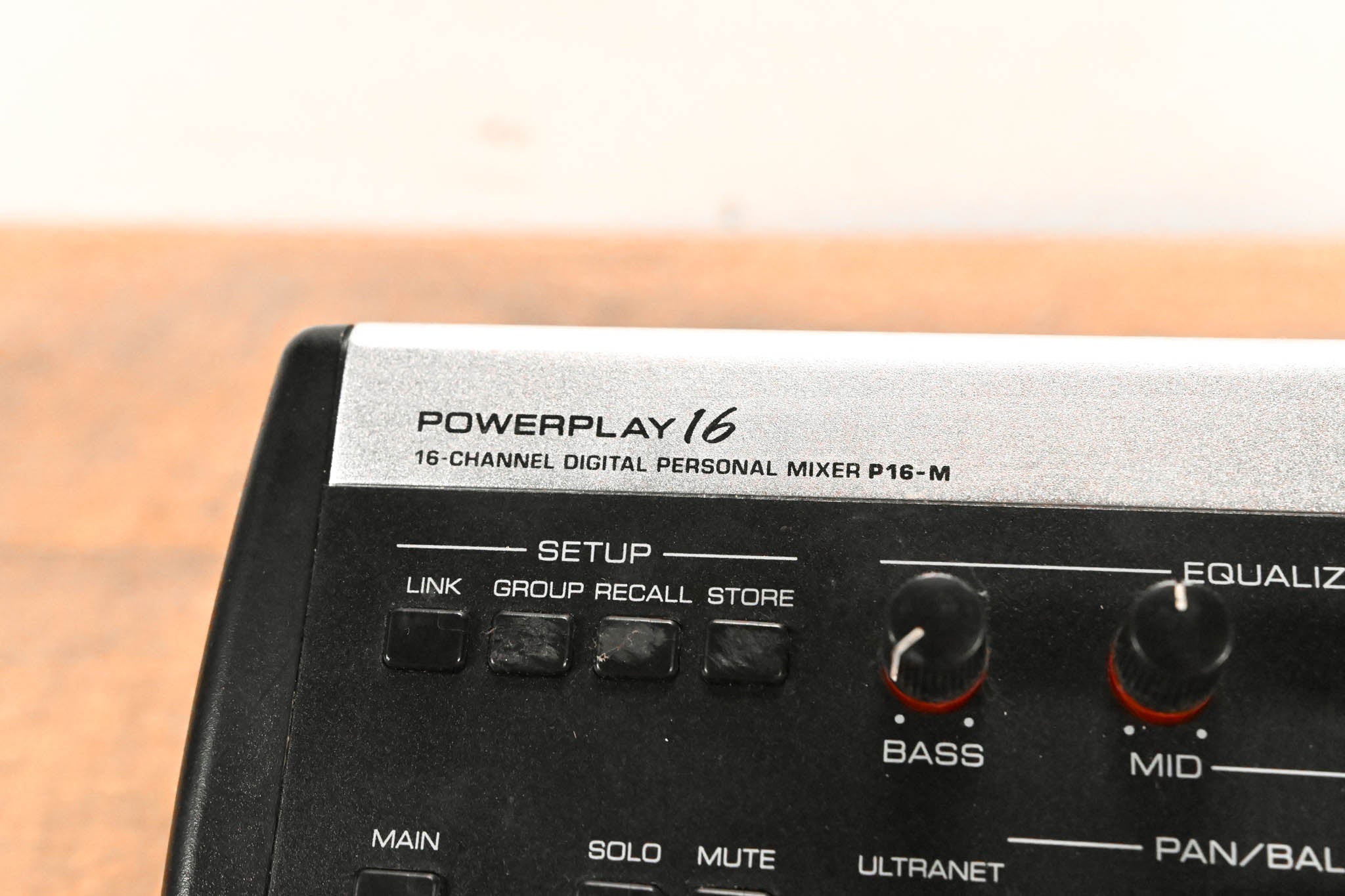 Behringer Powerplay P16-M 16-Channel Digital Personal Mixer