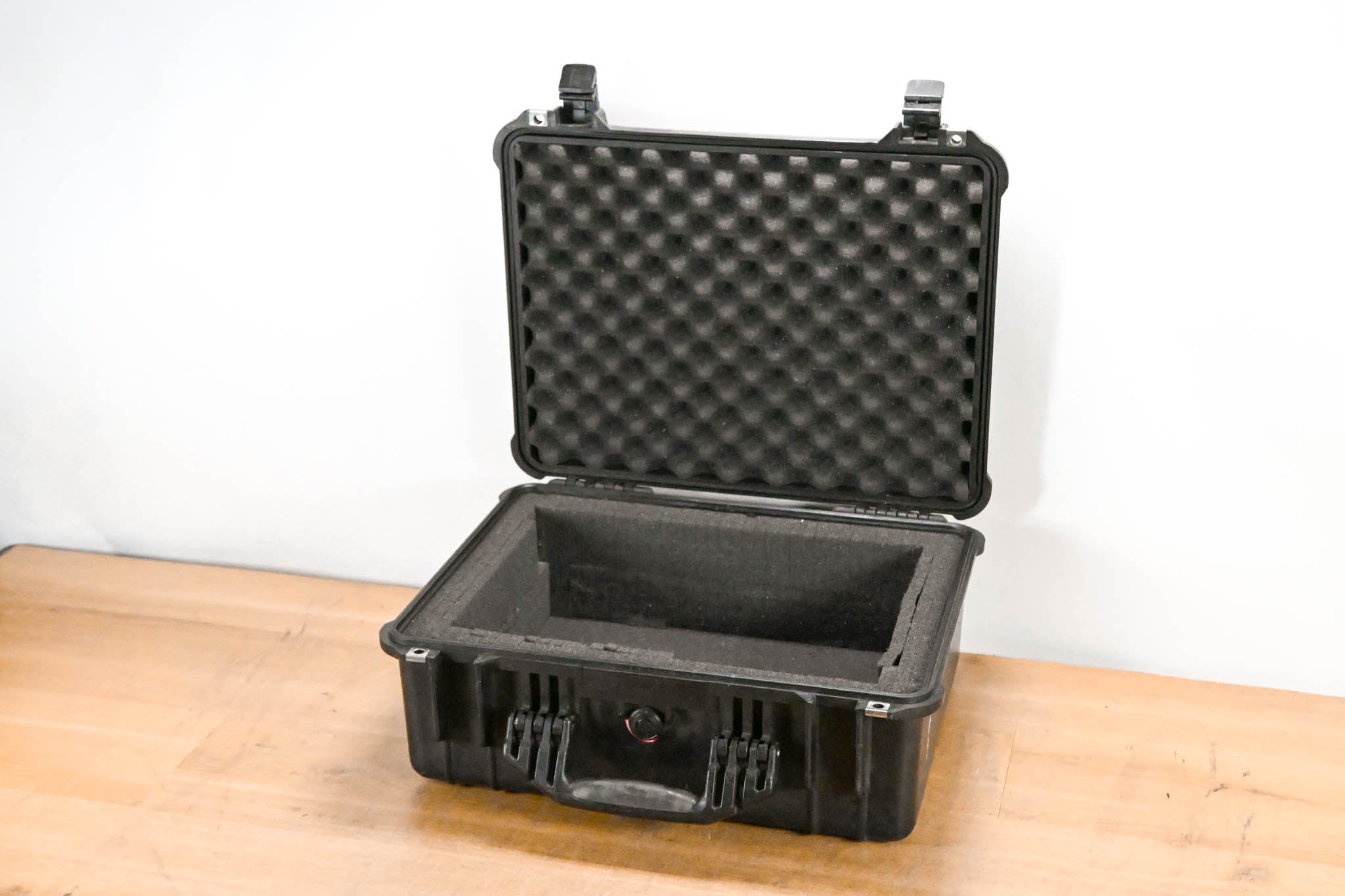 Pelican 1550 Protector Case with Foam