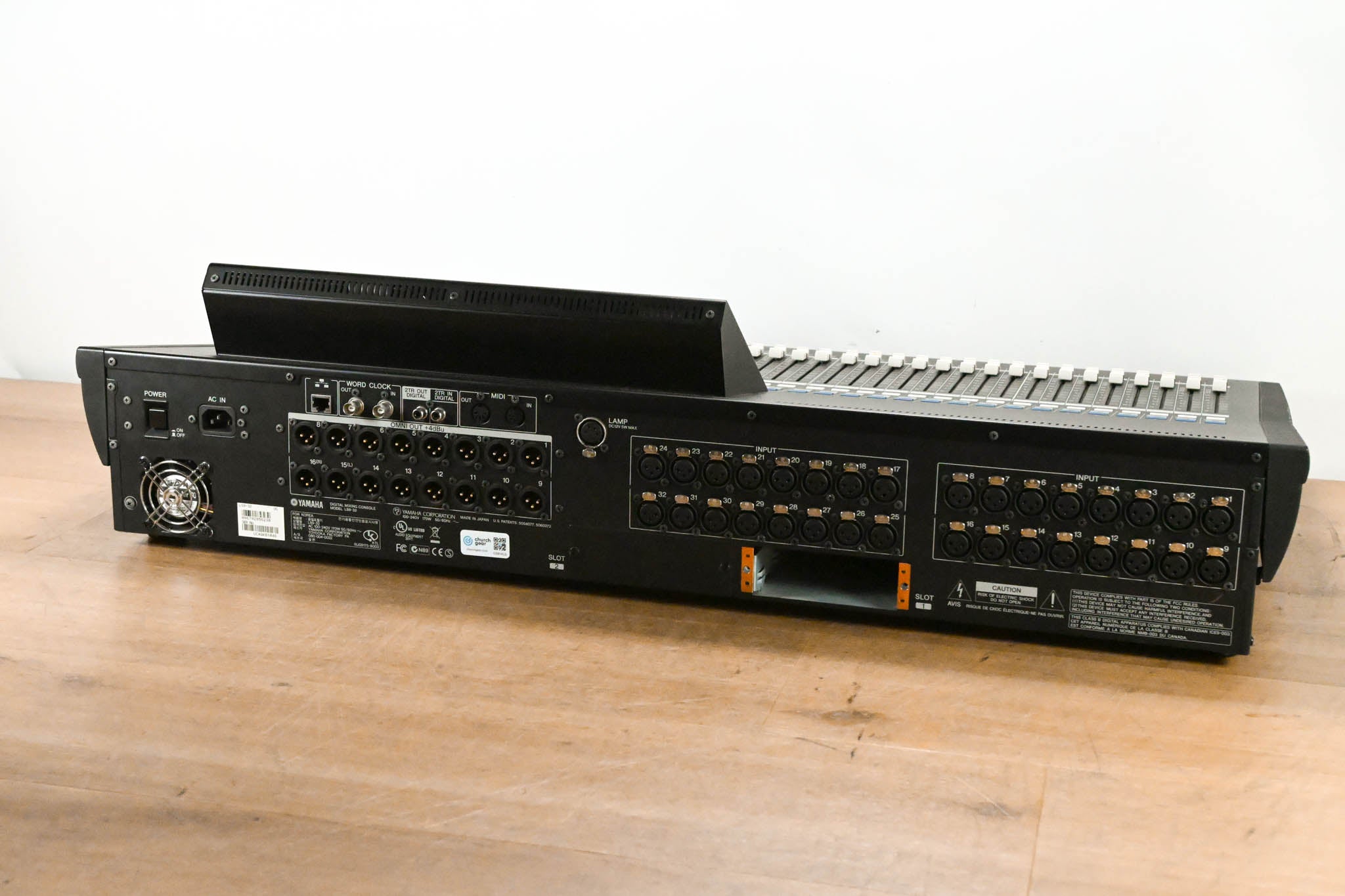 Yamaha LS9-32 32-Input Digital Mixing Console
