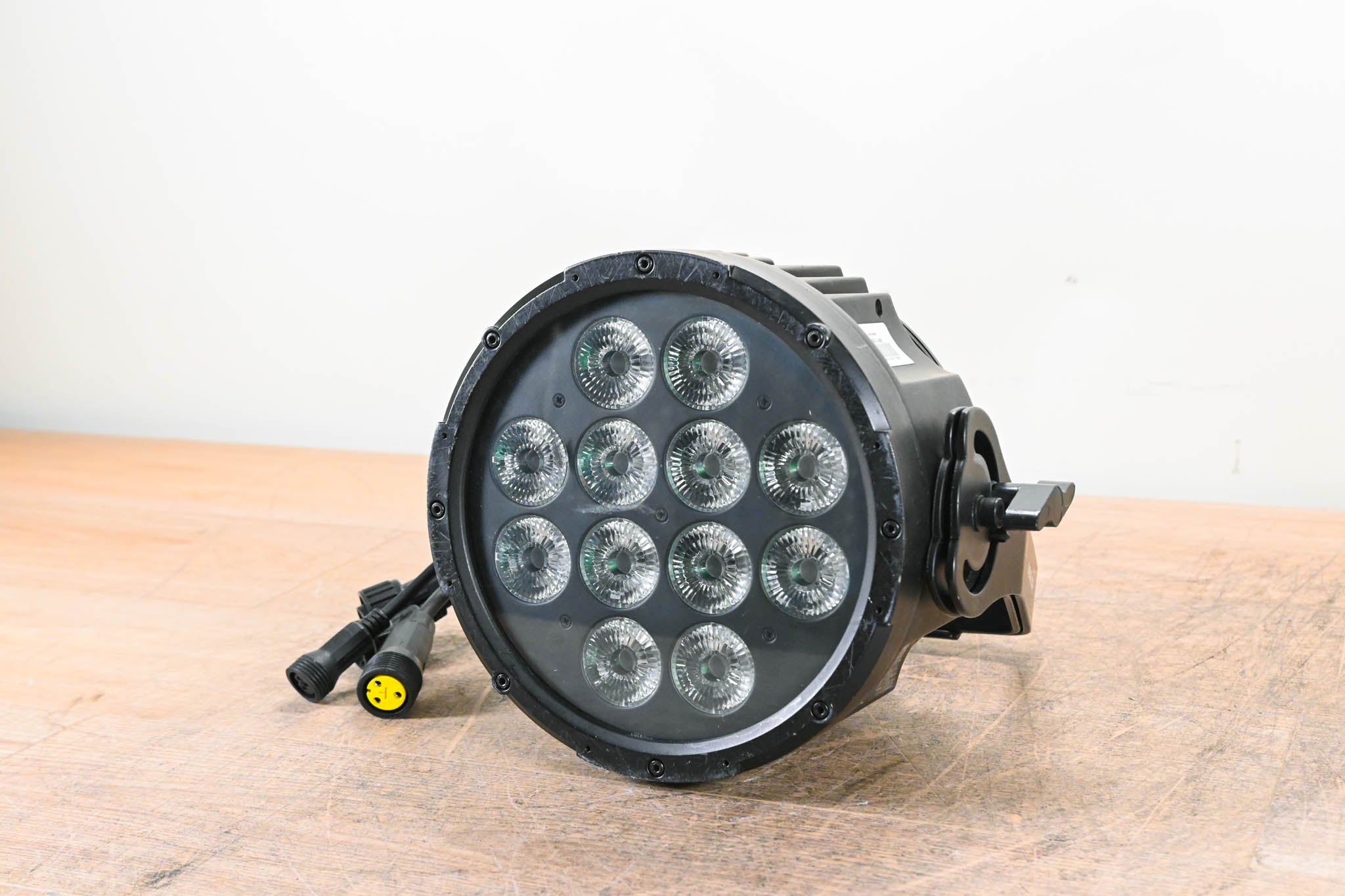 Elation SIXPAR 200IP 12x 12W RGBAW+UV LED IP65 Par Fixture