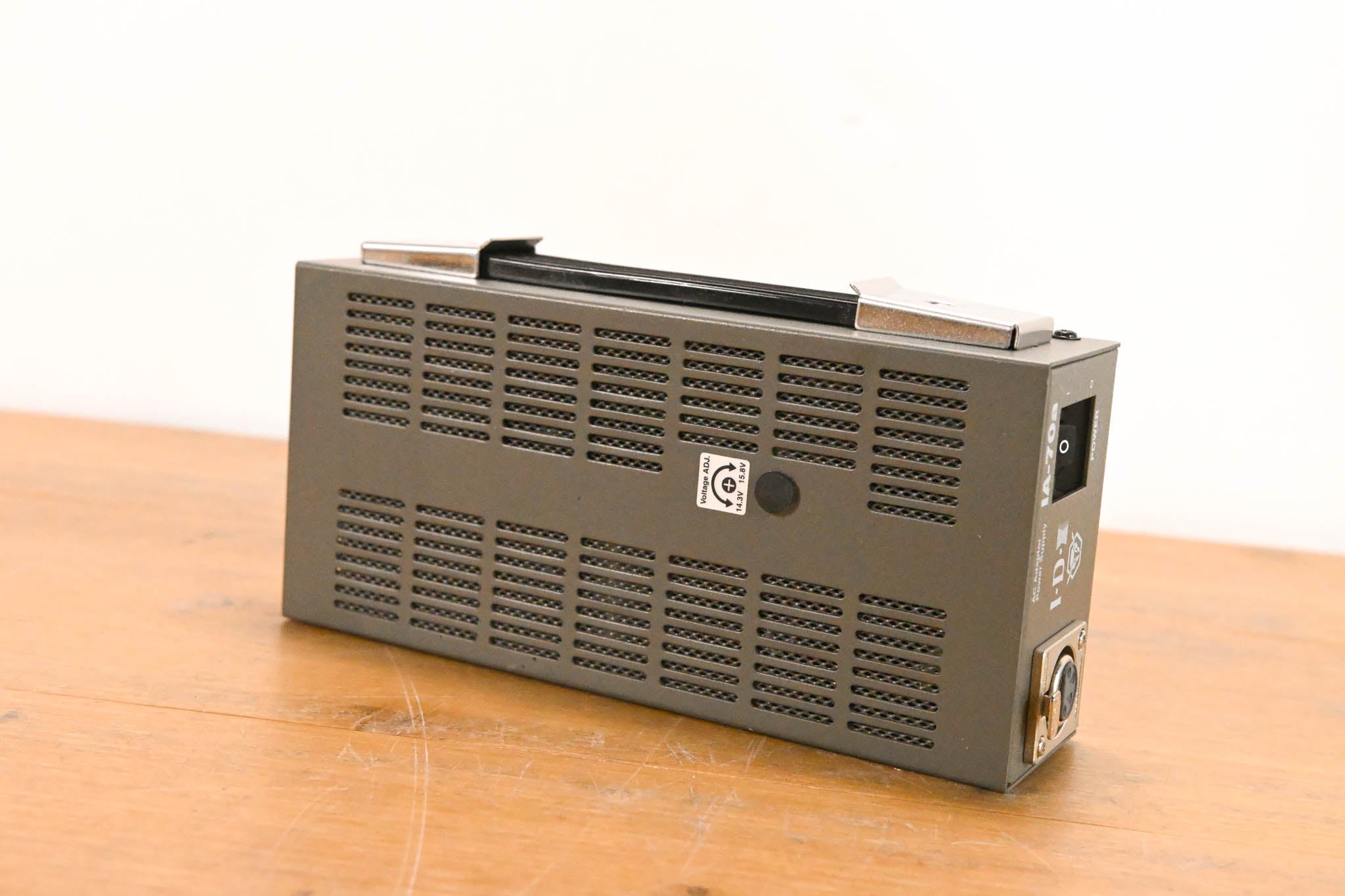 IDX System Technology IA-70a Single-Channel DC Power Supply