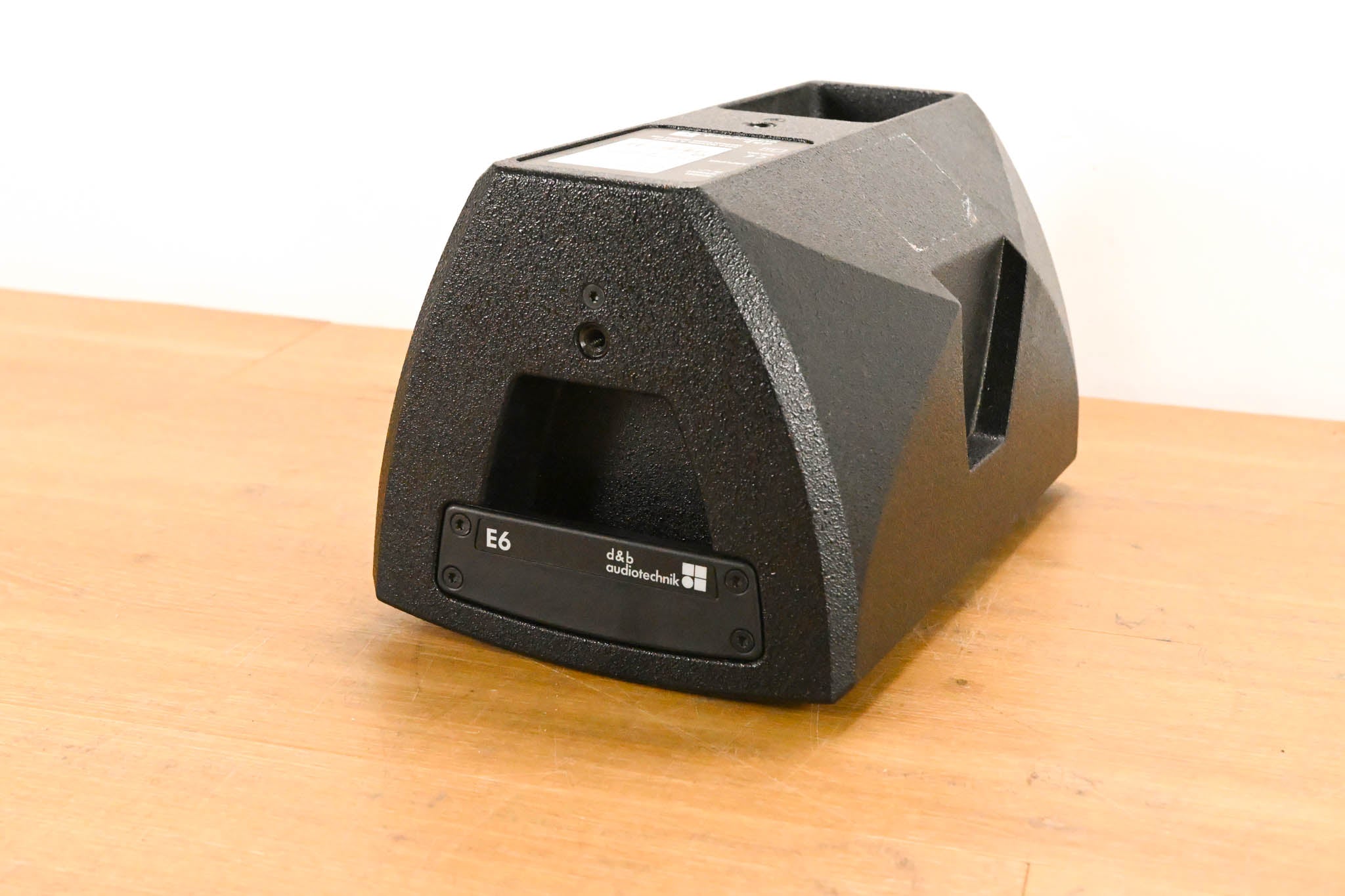 d&b audiotechnik E6 2-Way Passive Coaxial Loudspeaker