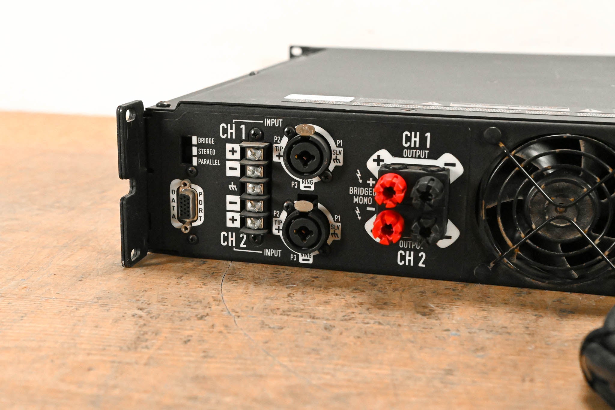 QSC PowerLight 1.8 2-Channel Power Amplifier CG01SH4