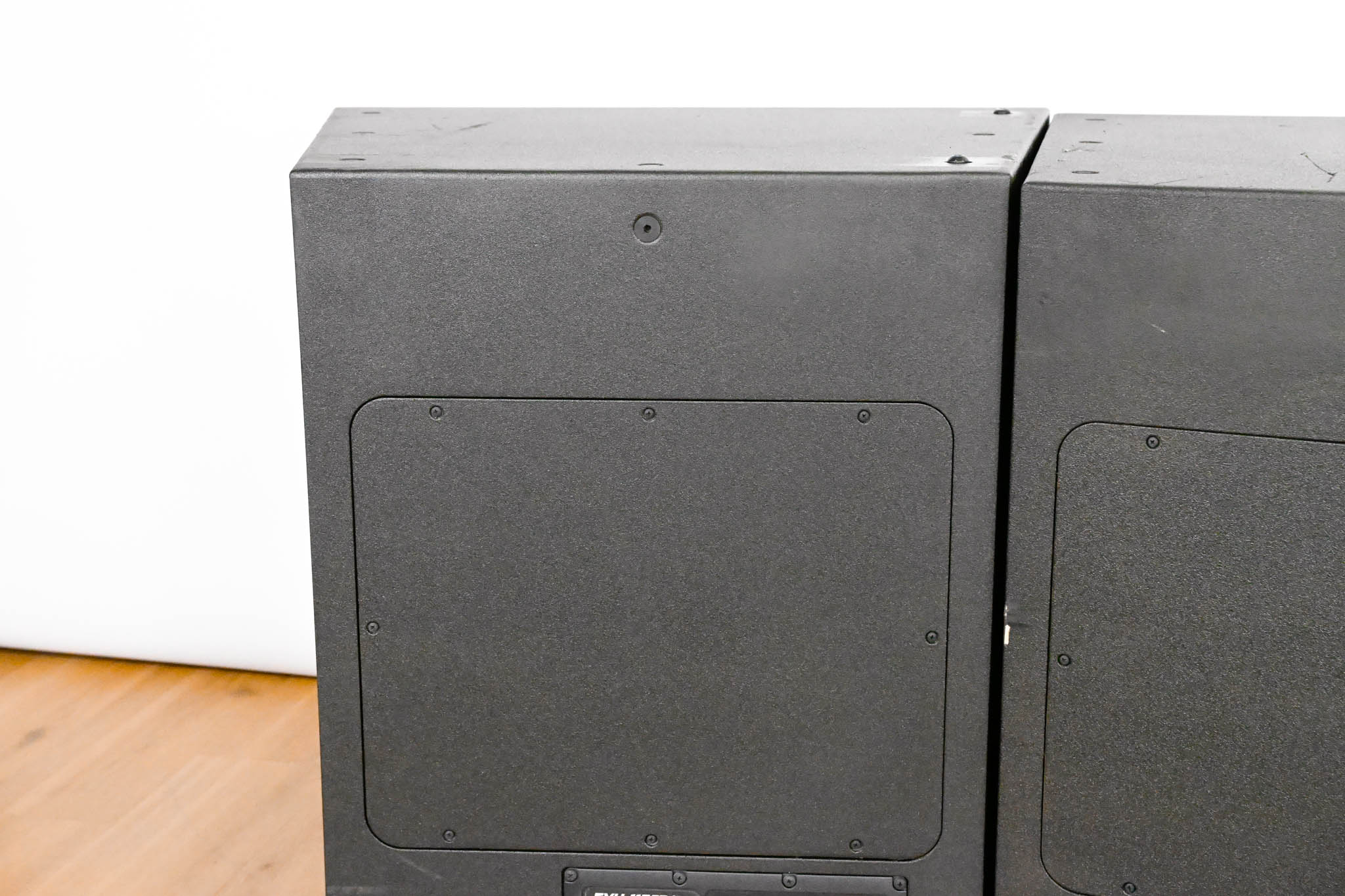 Electro-Voice (EV) EVH-1152D/64 15" 2-Way Passive Loudspeaker (PAIR)