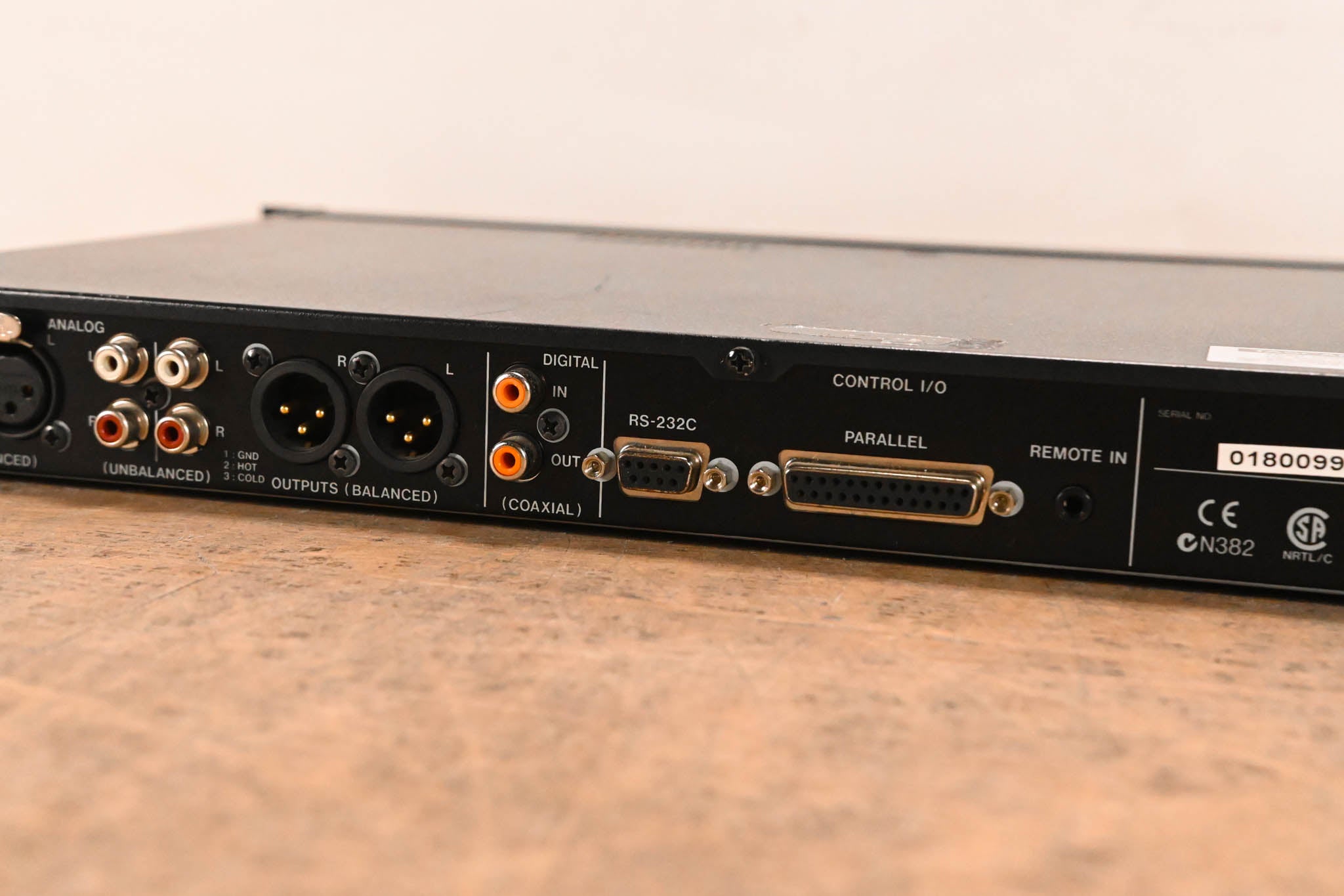 TASCAM SS-CDR1 Rackmount Compact Flash/CD Recorder