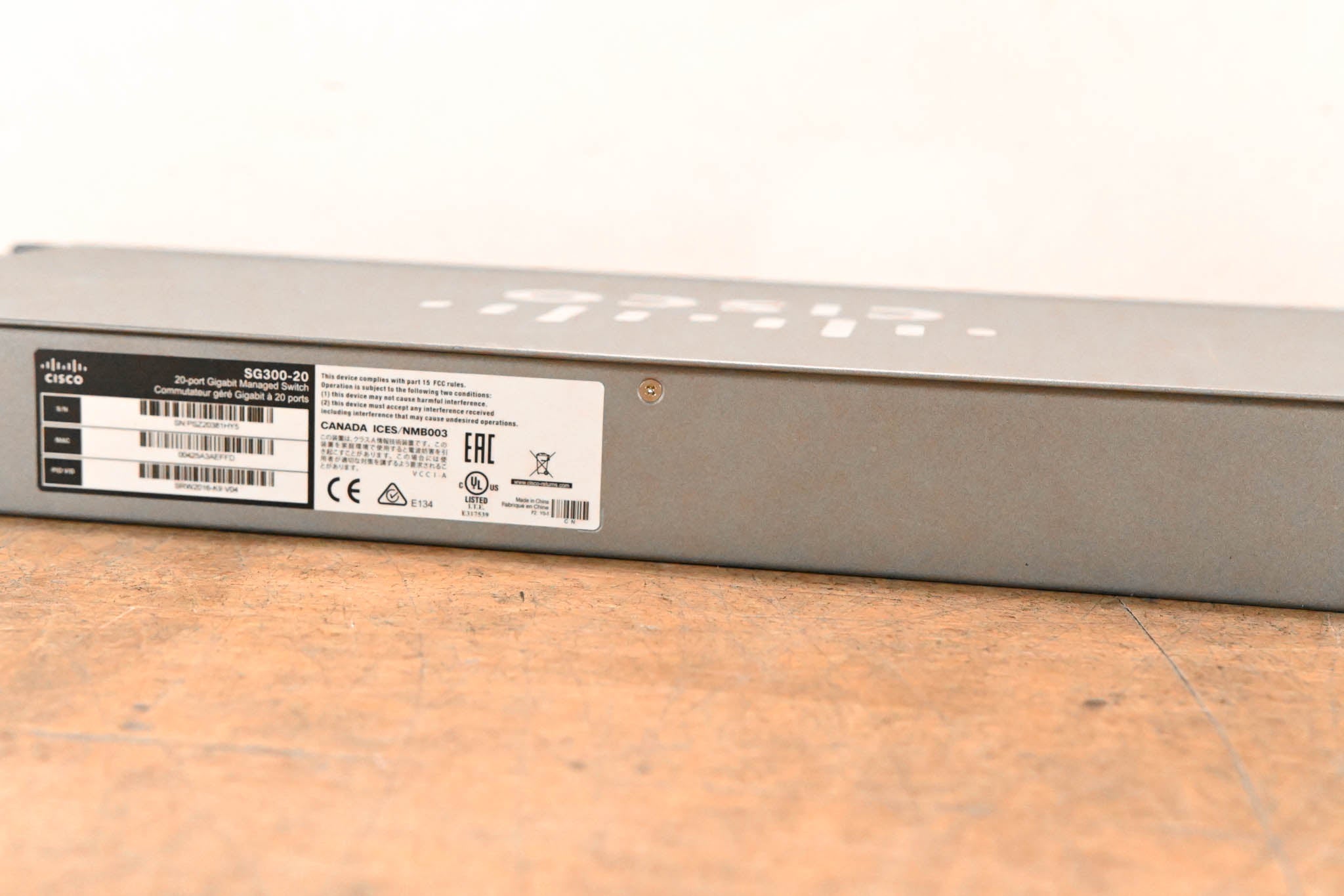 Cisco SG300-20 20-Port Gigabit Managed Switch
