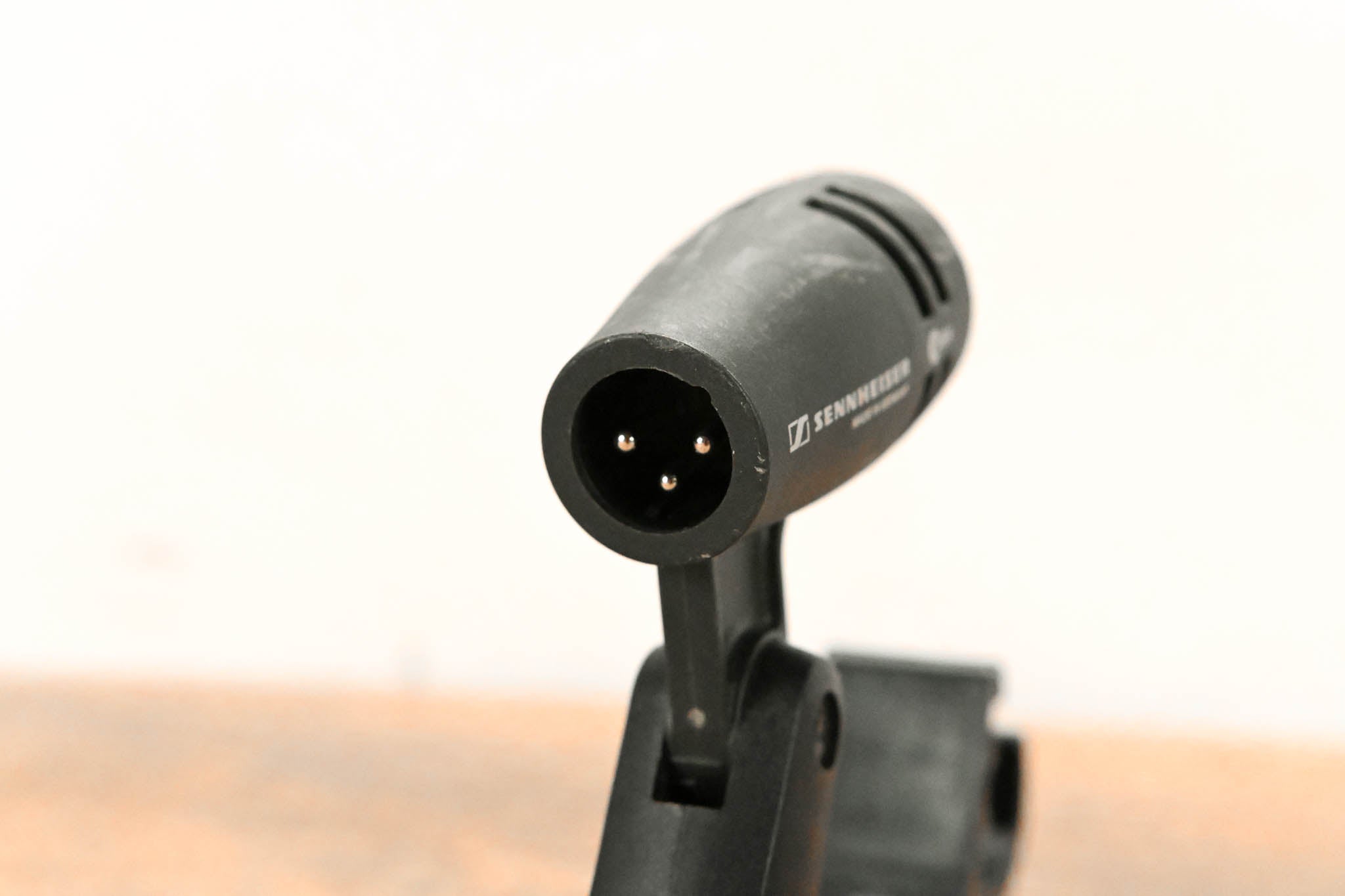 Sennheiser e 604 Dynamic Cardioid Instrument Microphone
