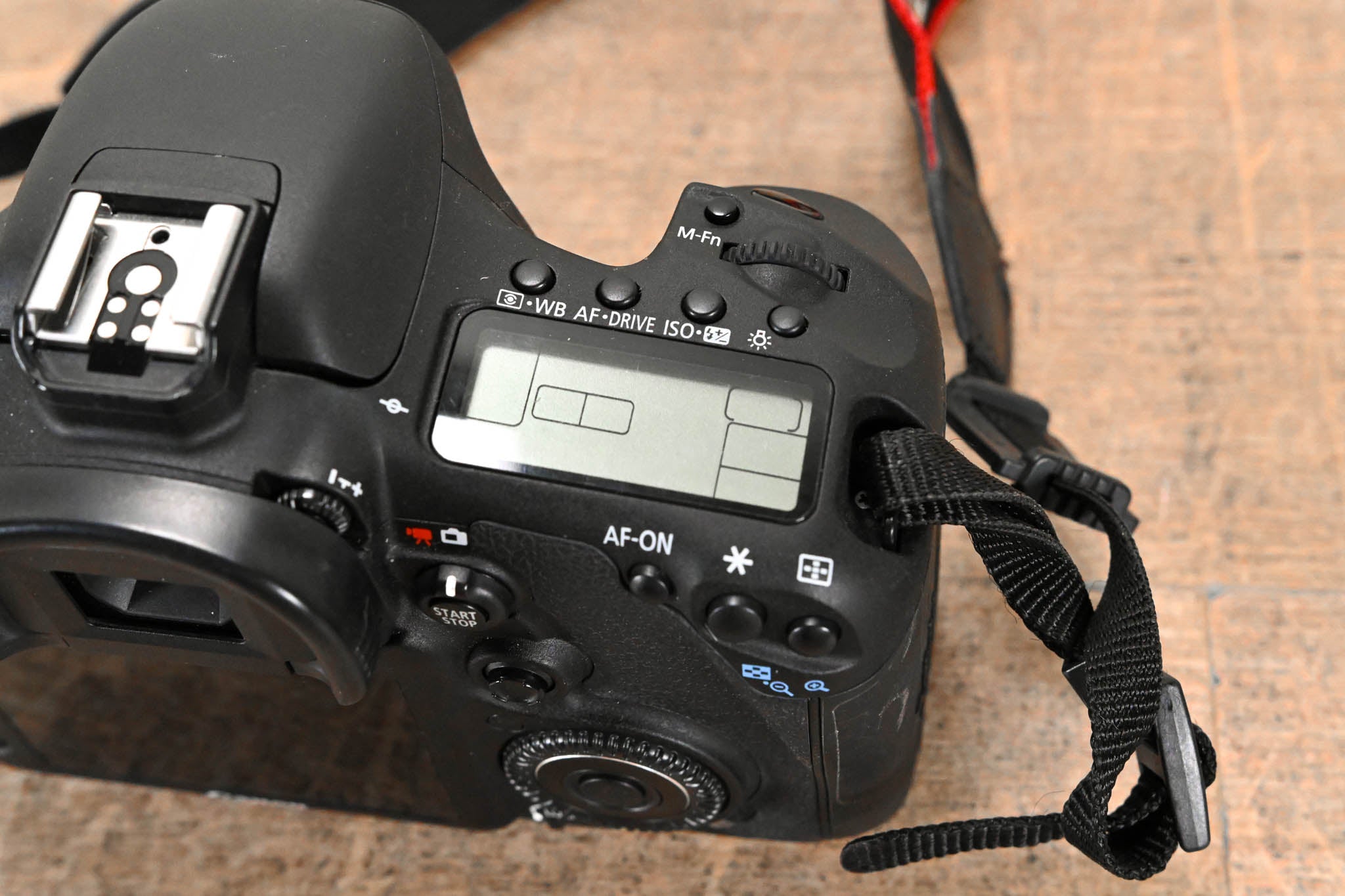 Canon EOS 7D DSLR Camera Body