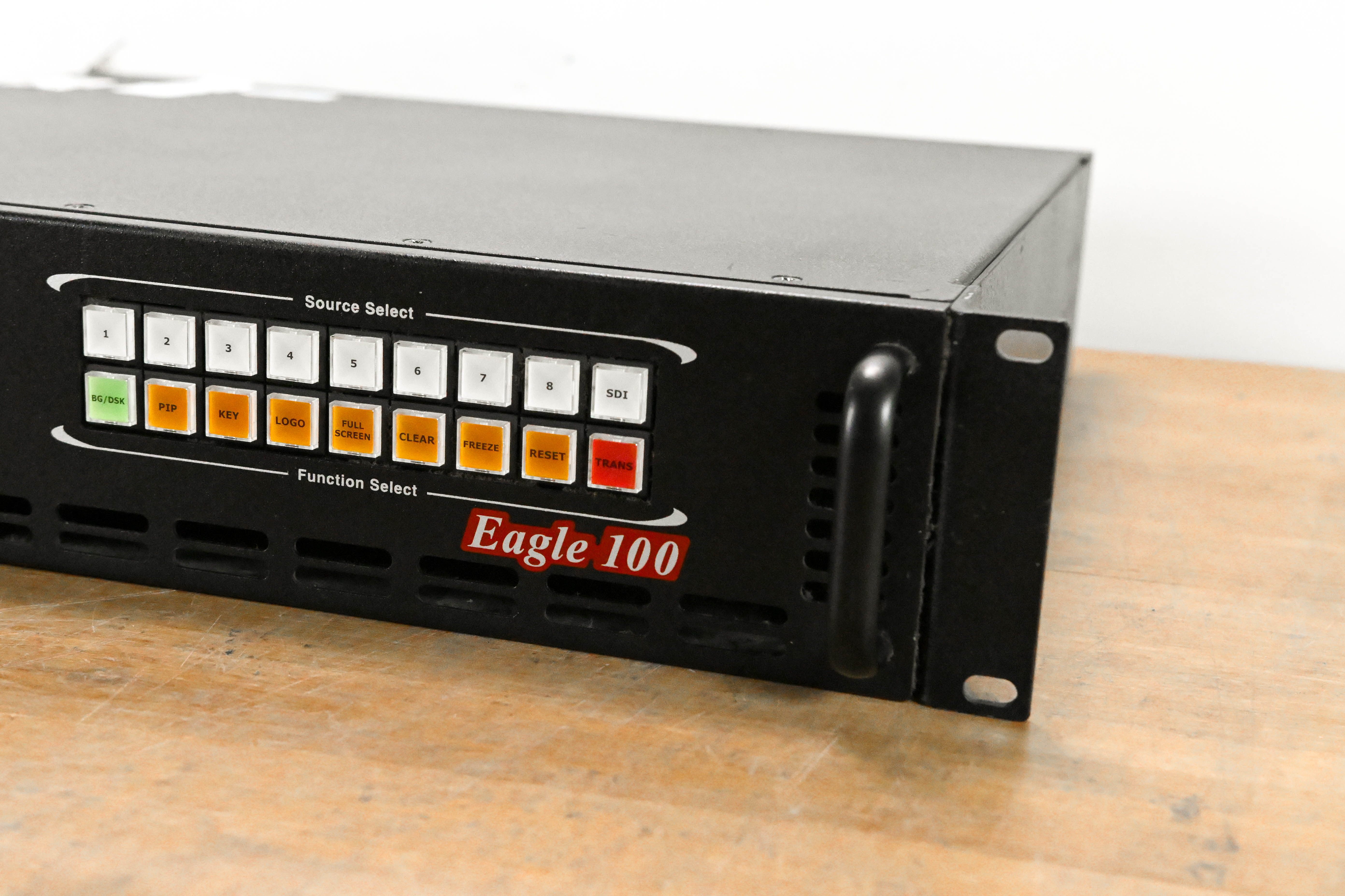 FSR Eagle 100/HD Seamless Video Switcher