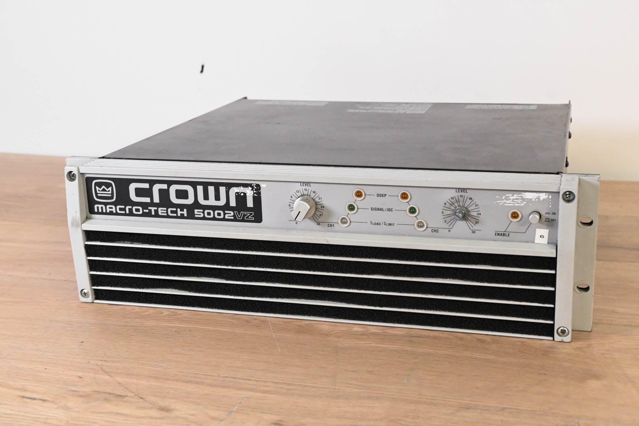 Crown Macro-Tech 5002VZ 2-Channel Power Amplifier