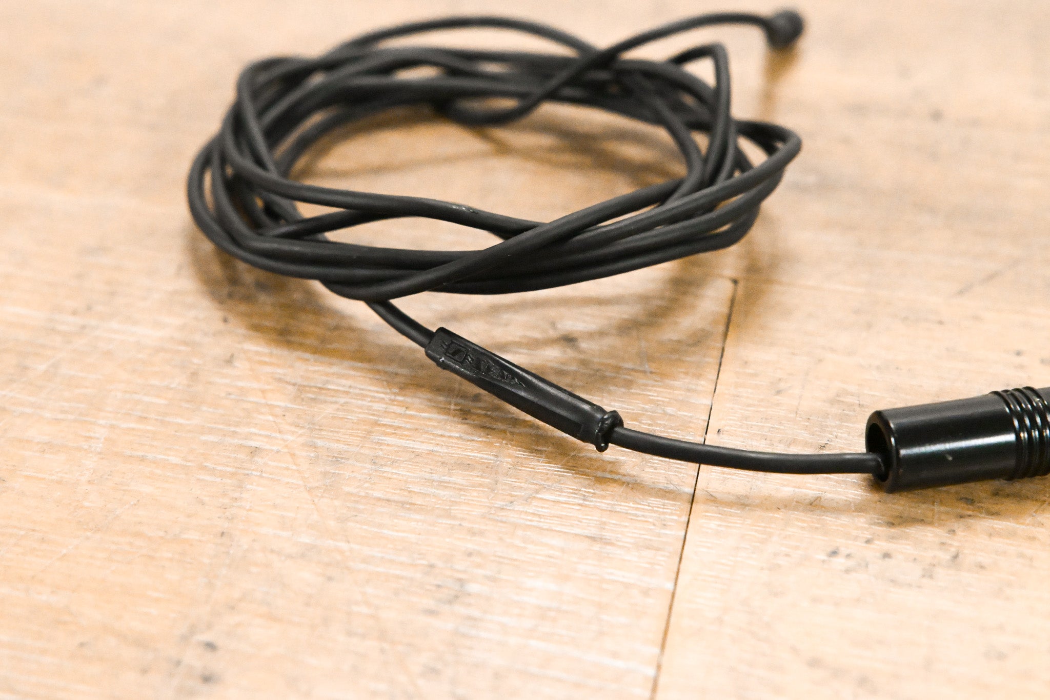 Sennheiser MKE 2 Lavalier Lapel Microphone w/ Locking 3.5mm Connector
