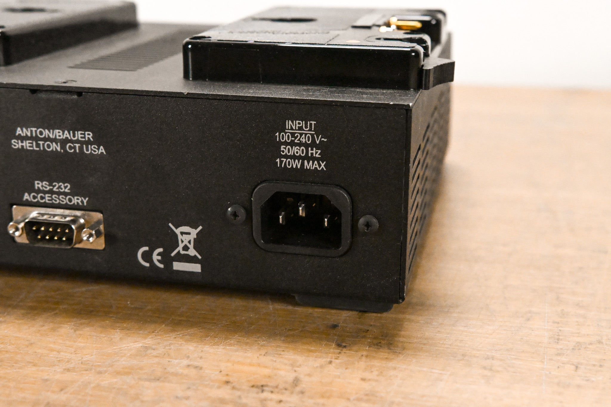 Anton Bauer Dual 2722 Interactive 2000 Battery Charger