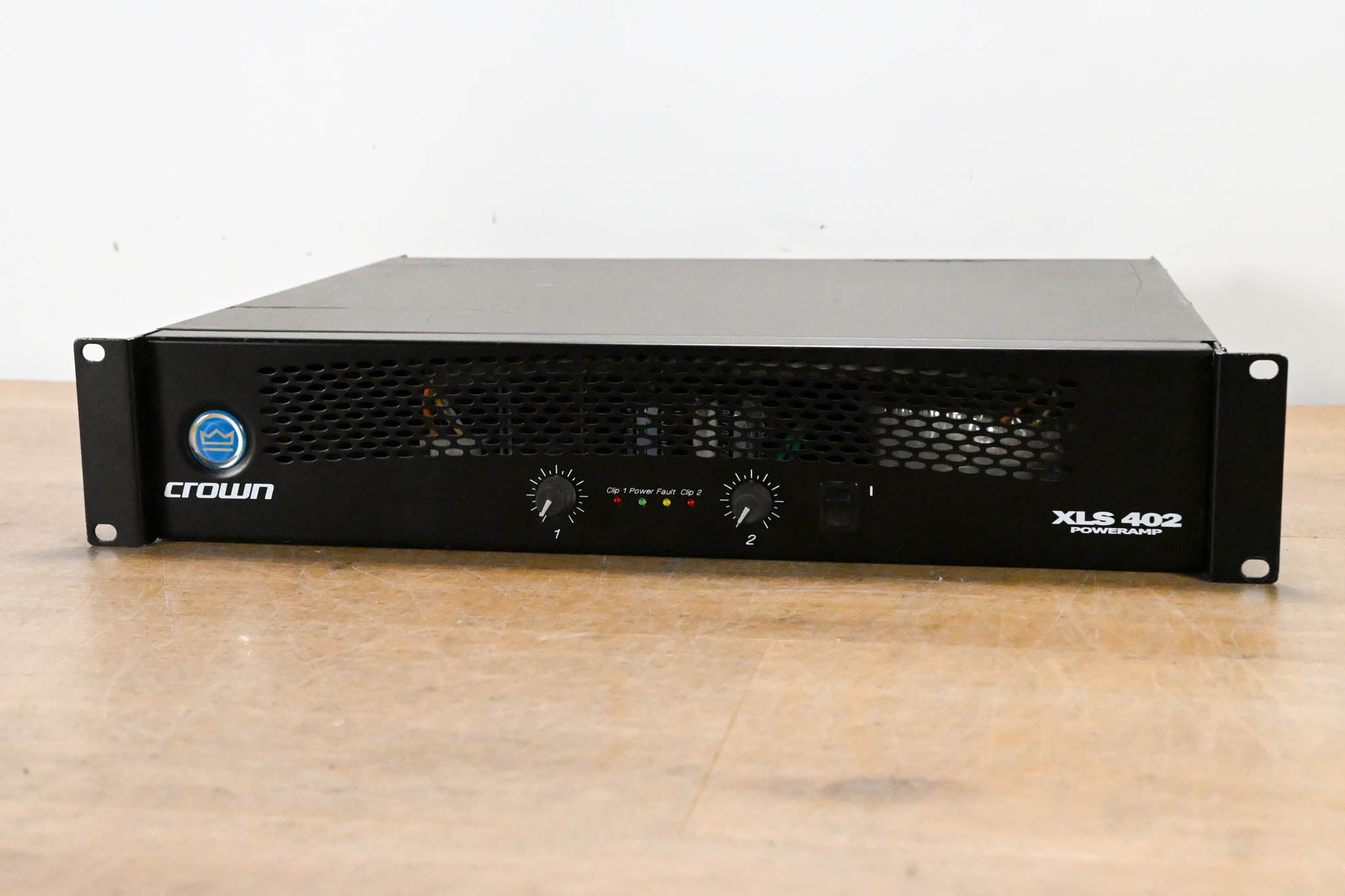 Crown XLS 402 2-Channel Power Amplifier
