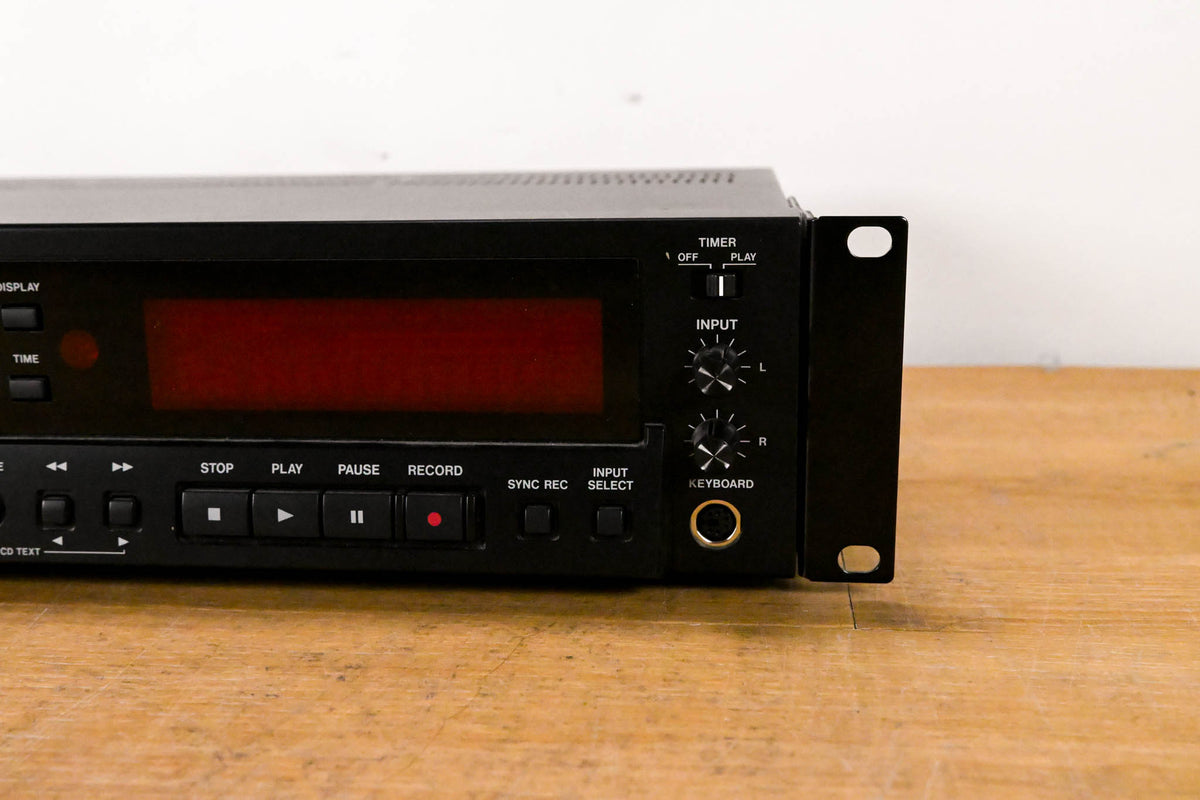 TASCAM CD-RW900 MKII Professional Rack-Mountable CD Recorder/Player
